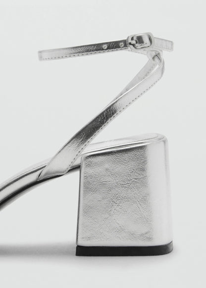 Heeled Sandal With Crossed Straps