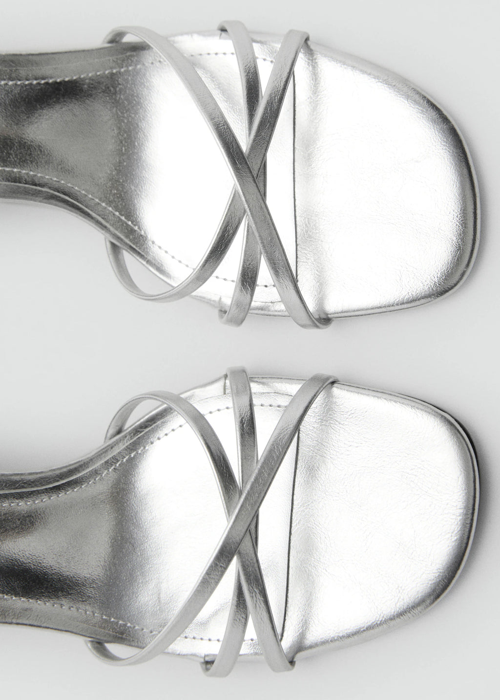 Heeled Sandal With Crossed Straps