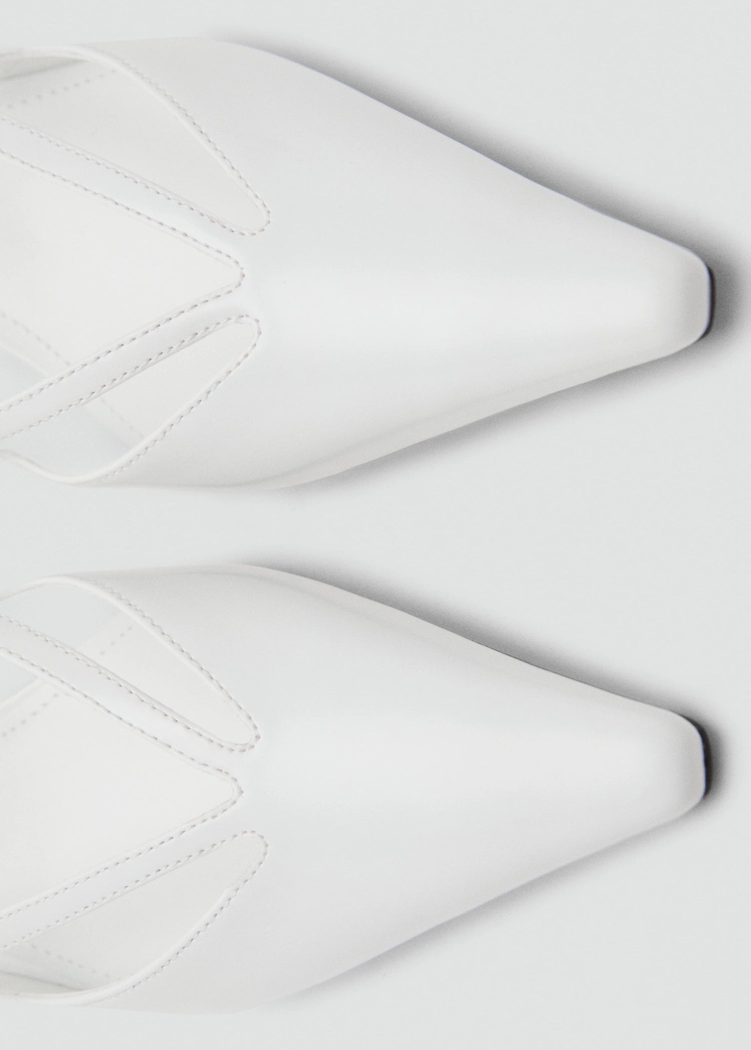 Kitten Heel Pointed Shoes