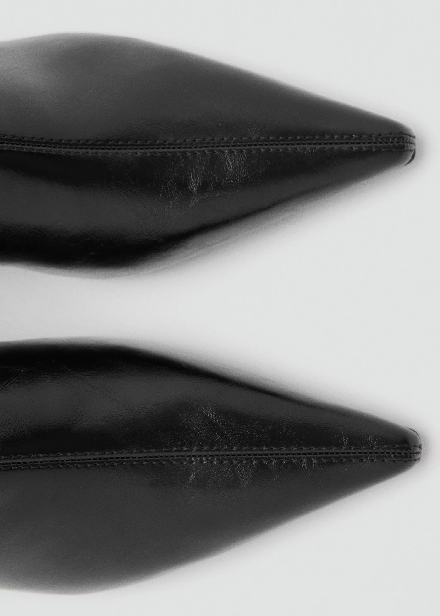 Kitten Heel Pointed Toe Ankle Boots