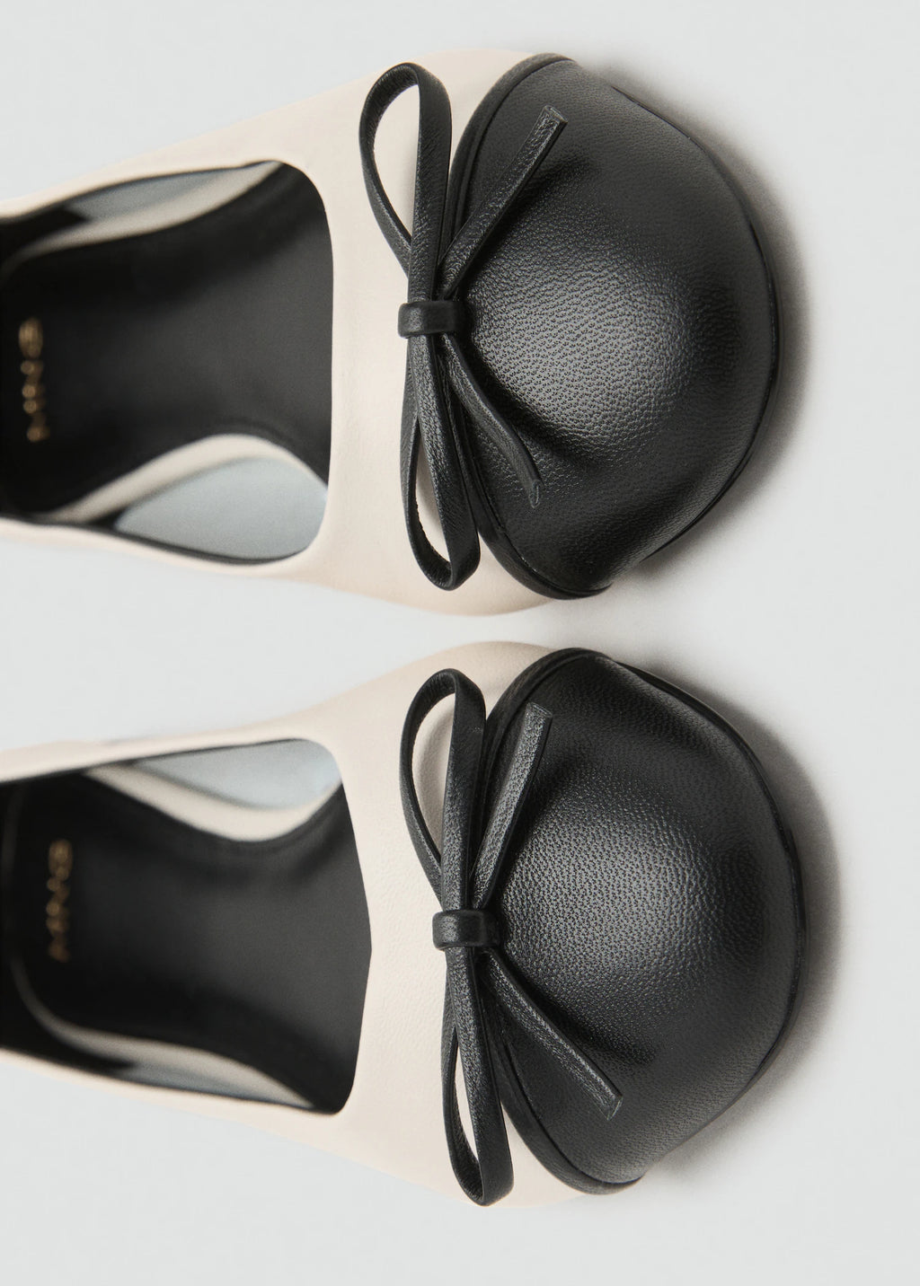 Leather Ballet Flats With Bow