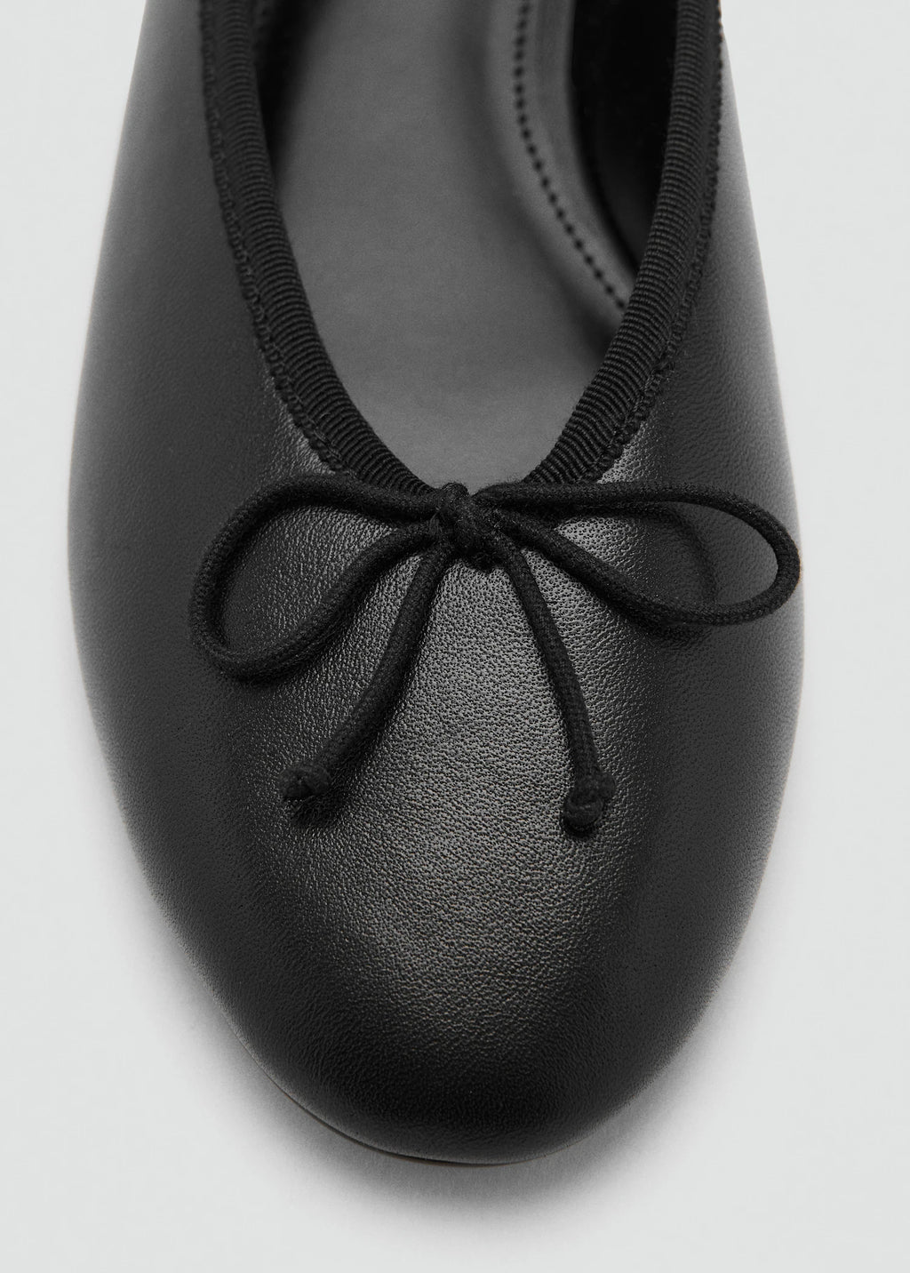 Leather Ballet Flats With Bow