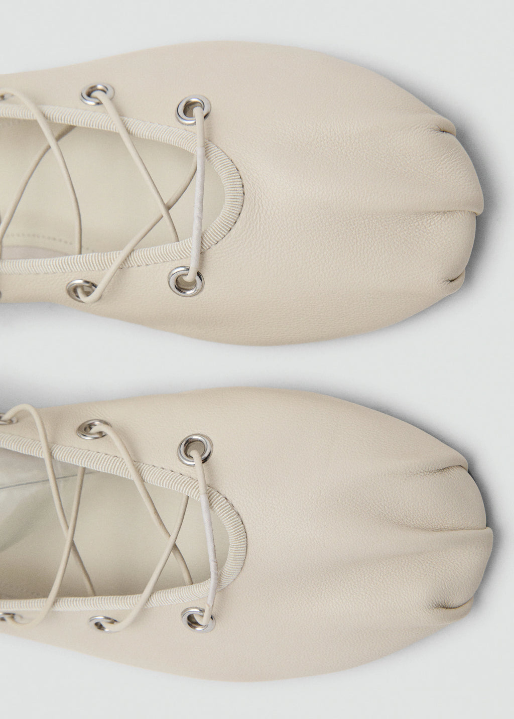 Leather Ballet Flats With Crossed Straps