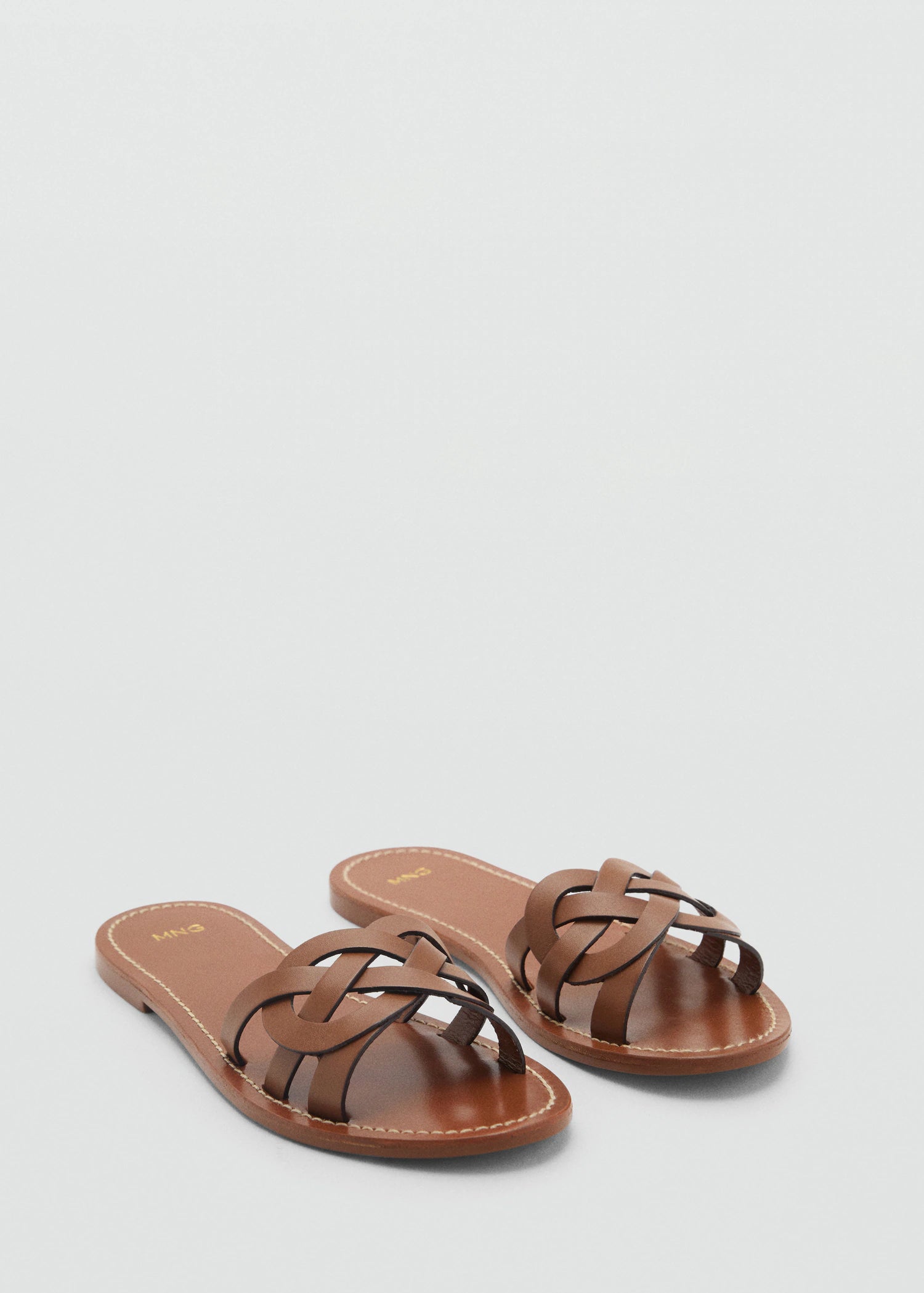 Leather Sandals With Intertwined Strap