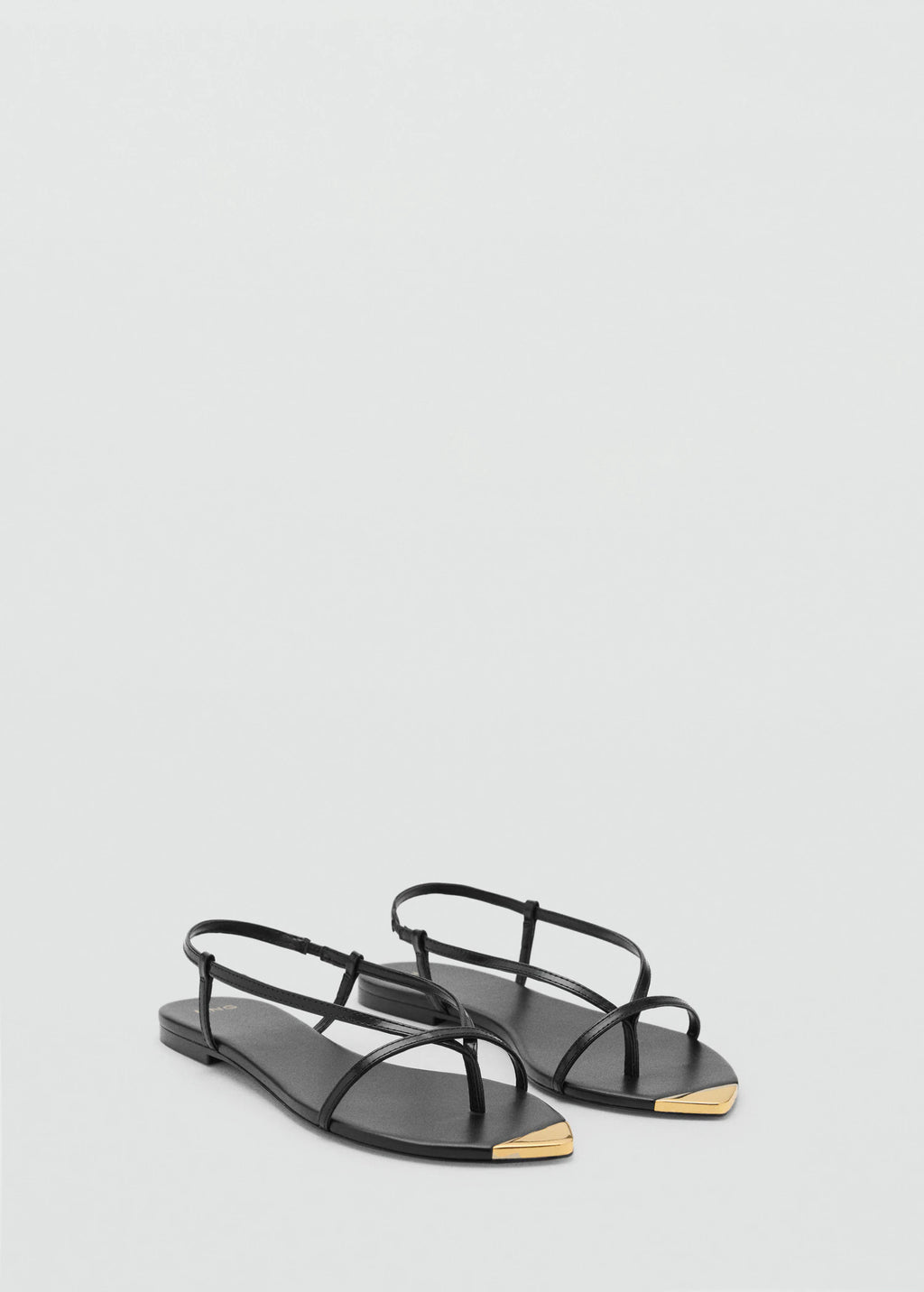 Leather Sandals With Strap And Contrasting Toe