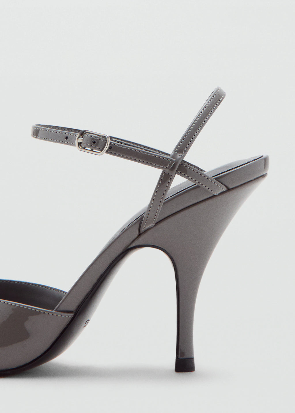 Patent Leather Heel Shoes