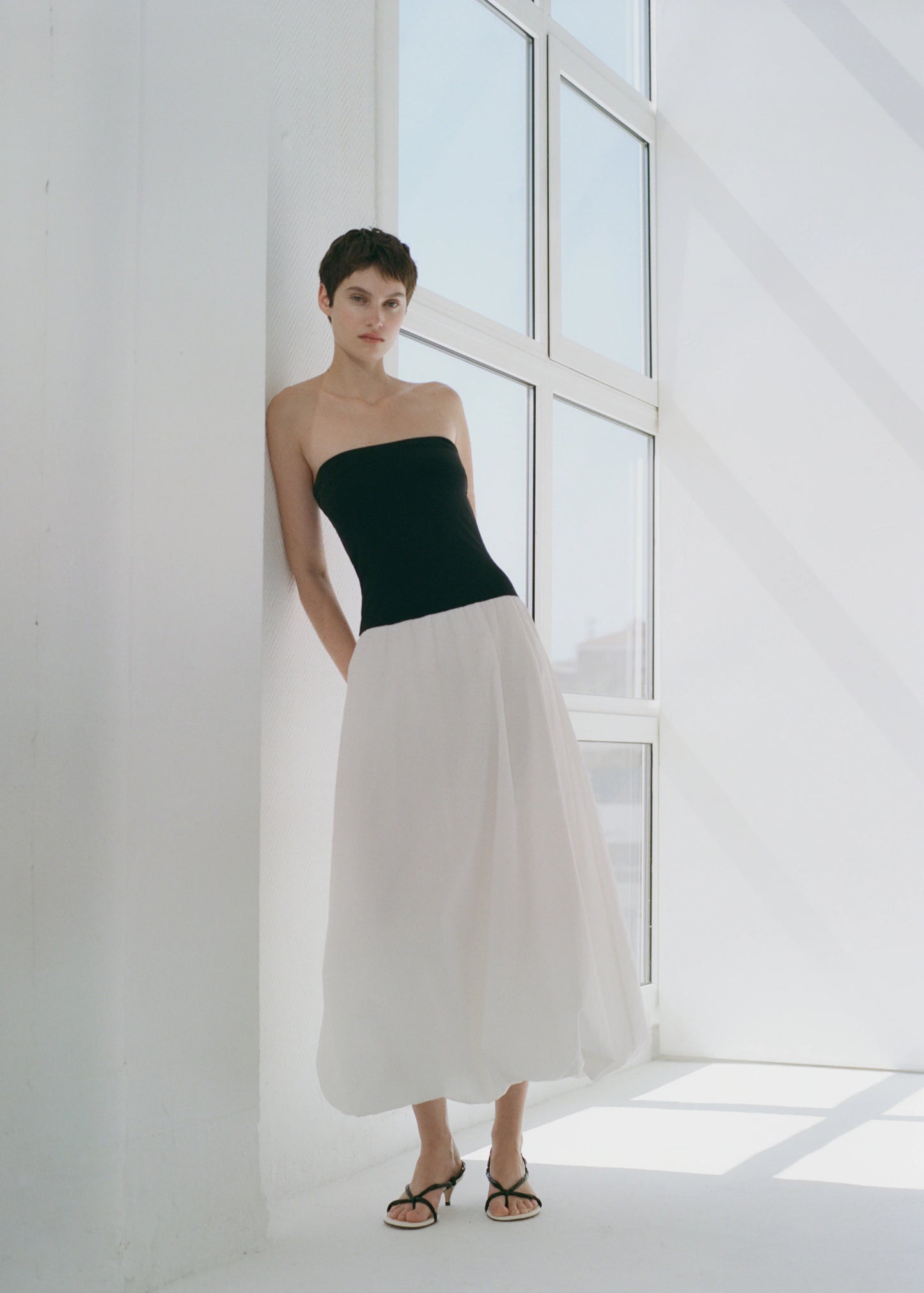 Combined Knitted Balloon Dress