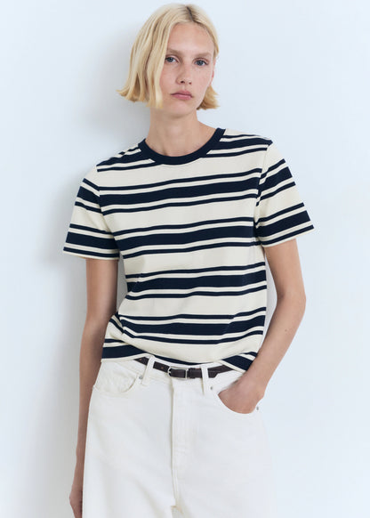 Contrasting Collar Cotton T Shirt