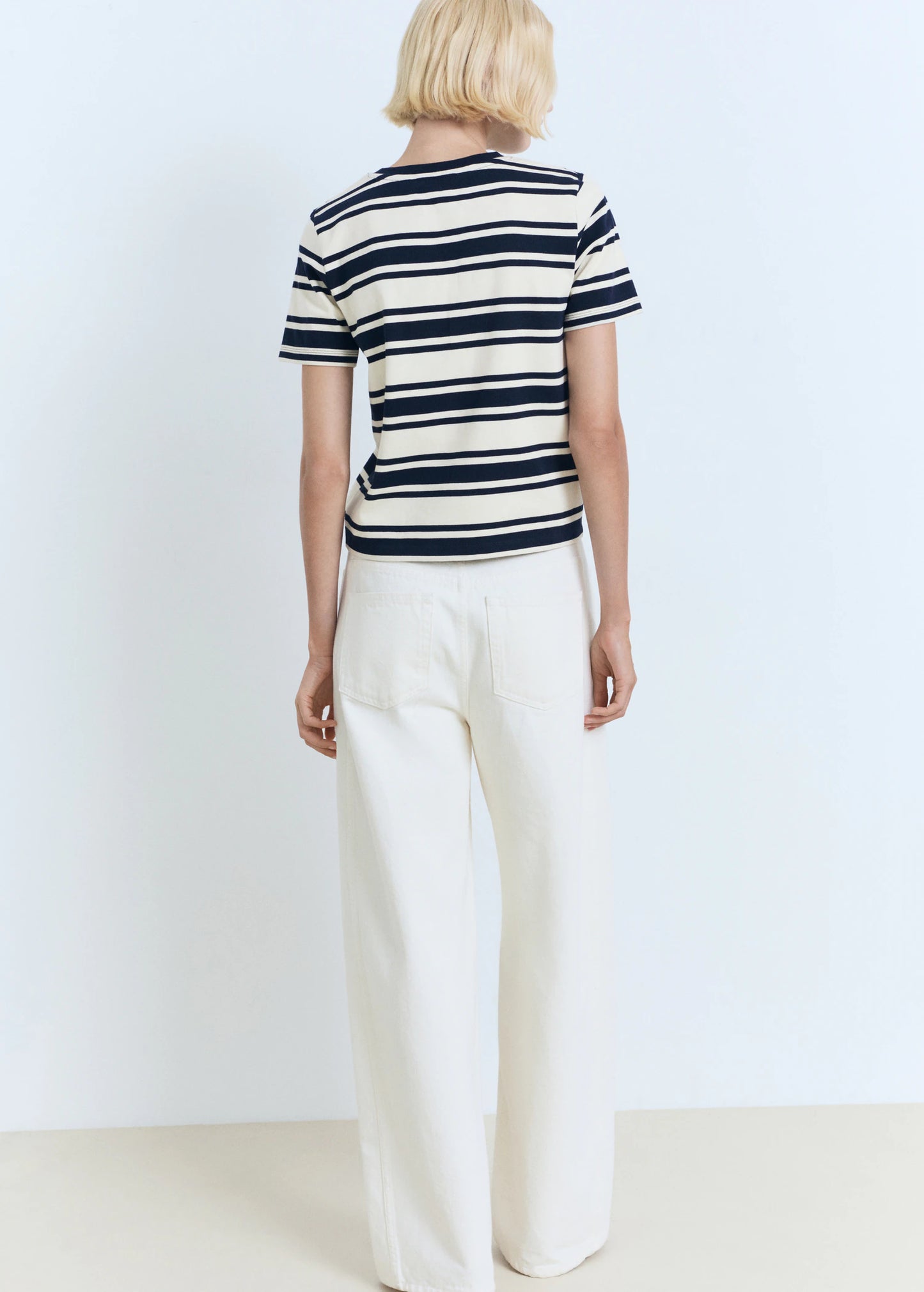 Contrasting Collar Cotton T Shirt