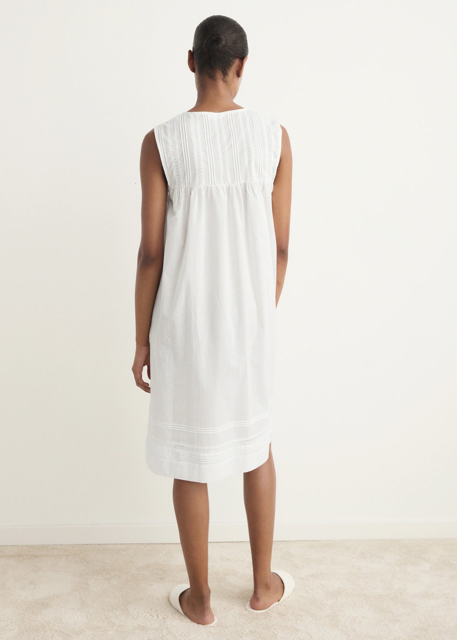 Cotton Nightgown With Lace Detail