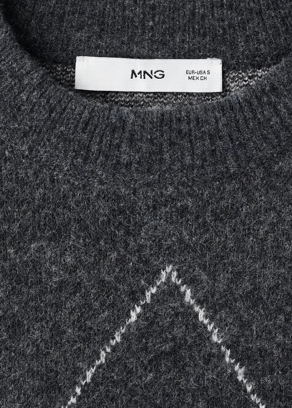 Diamond Patterned Knitted Sweater