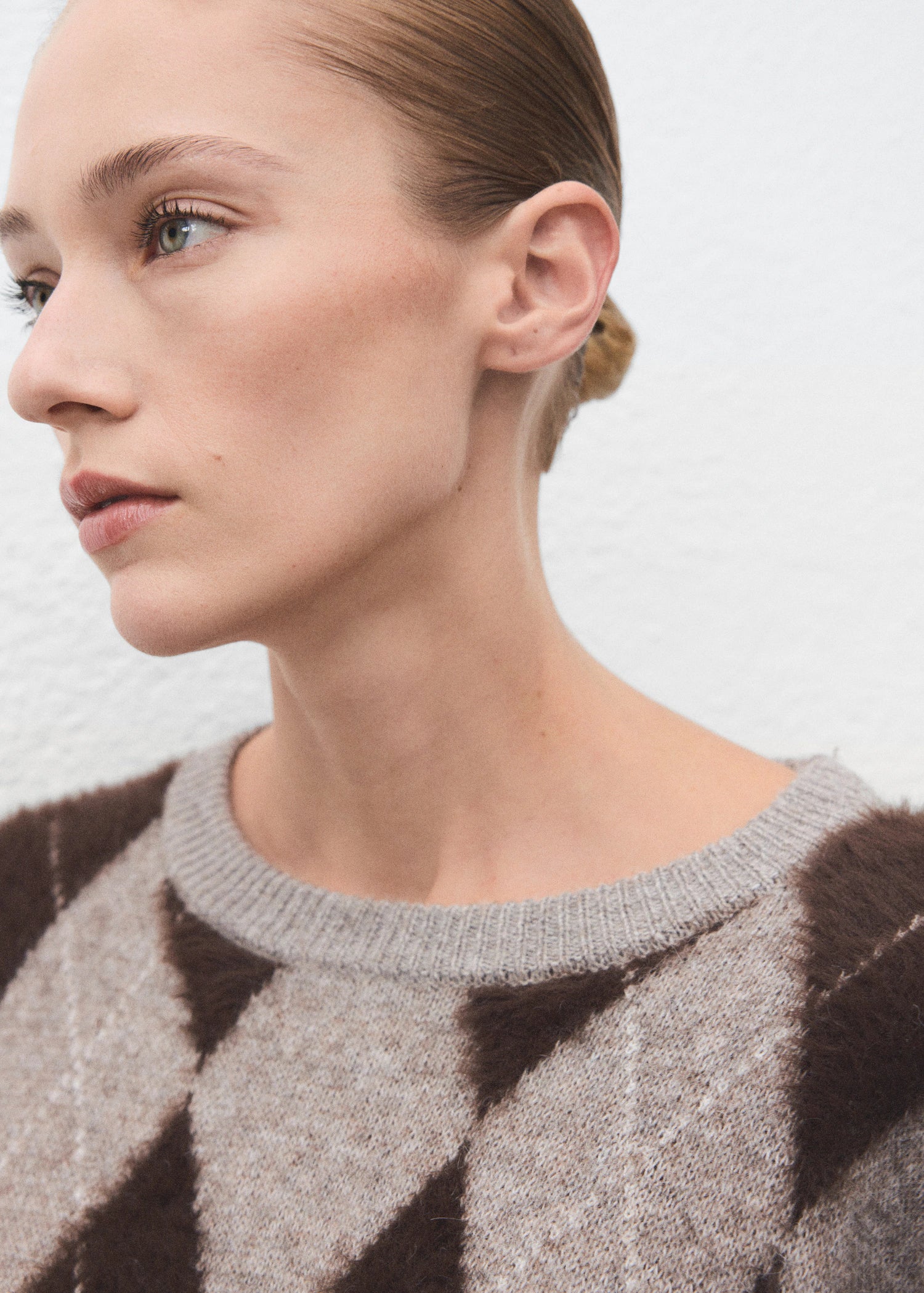 Diamond Patterned Knitted Sweater