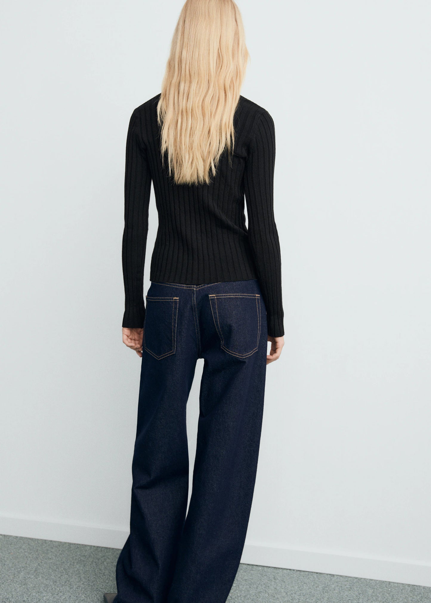 Fine Rib Knit Cardigan