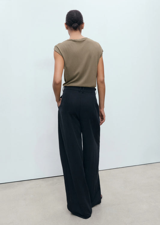 Fine Knit Sweater With Metallic Detail