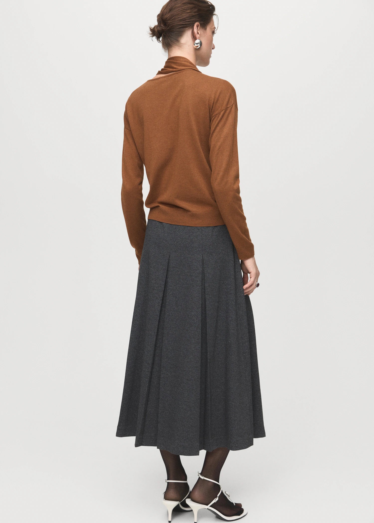 Fine Knit Sweater With Scarf