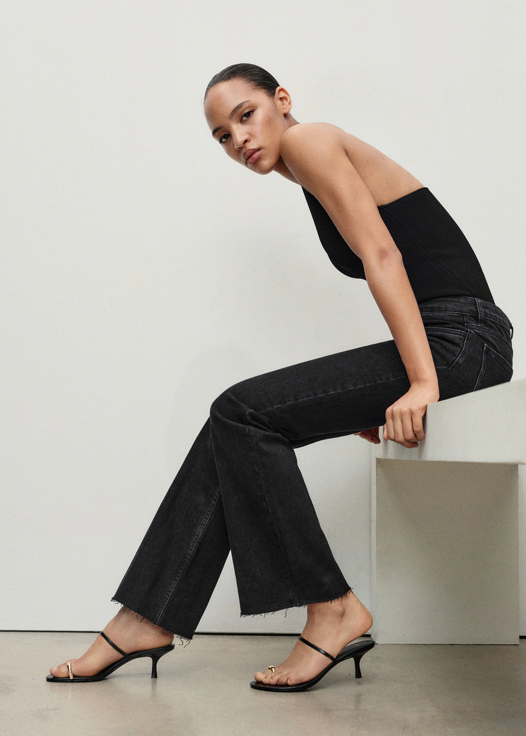 Fiona Flared Mid Rise Jeans