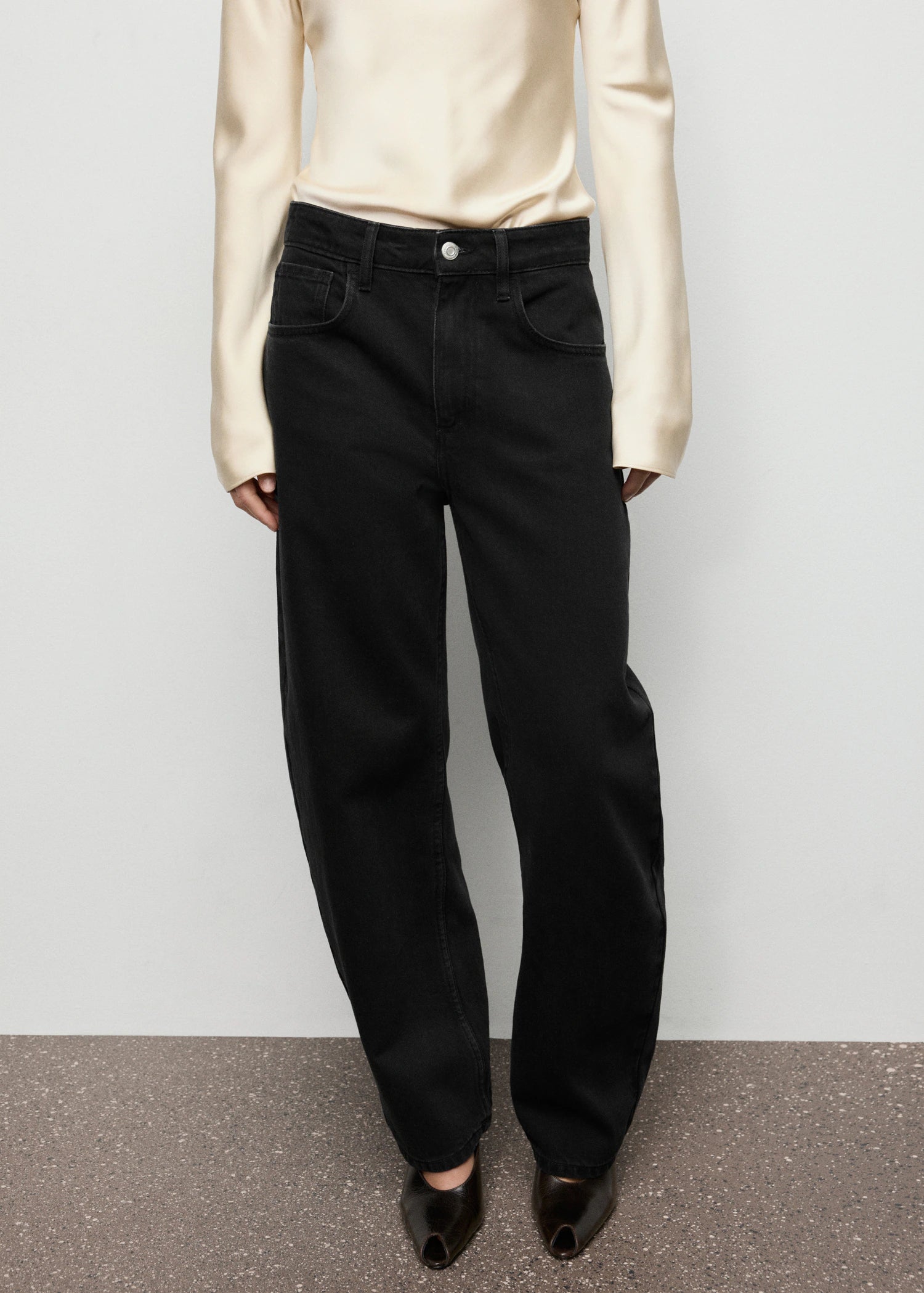 High Waisted Barrel Jeans