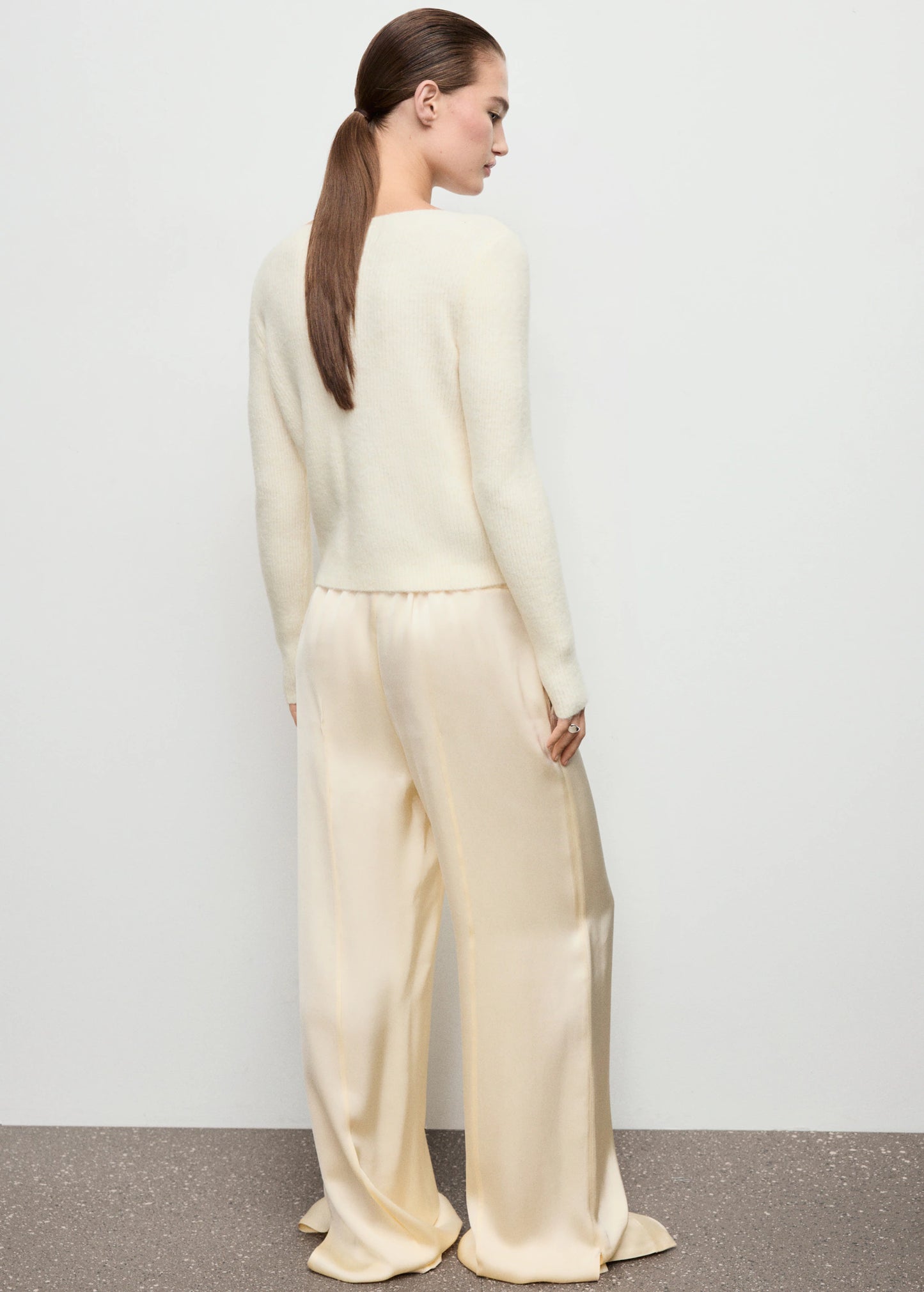 Knitted Ribbed Sweater