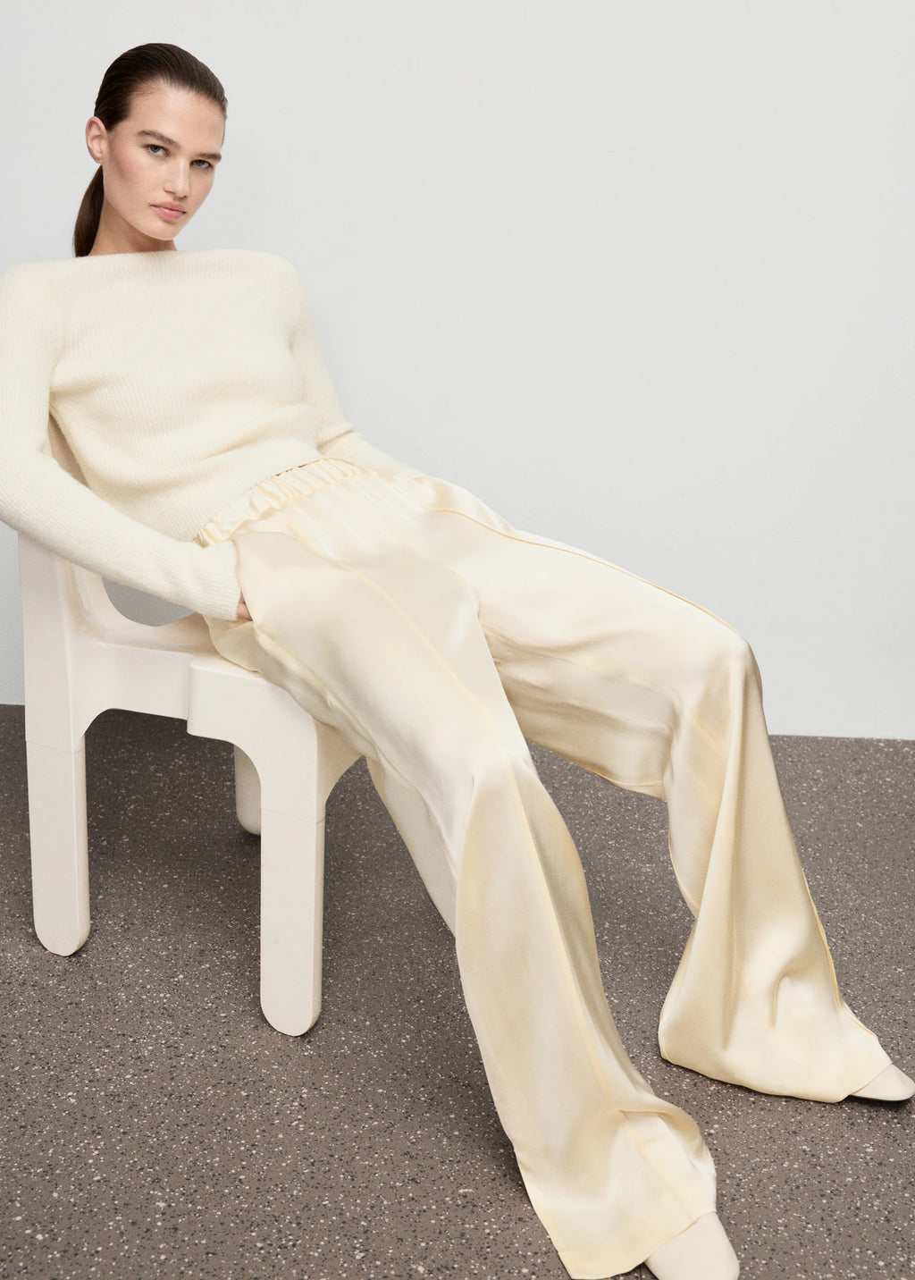 Knitted Ribbed Sweater