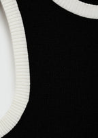 Knitted Top With Contrasting Piping