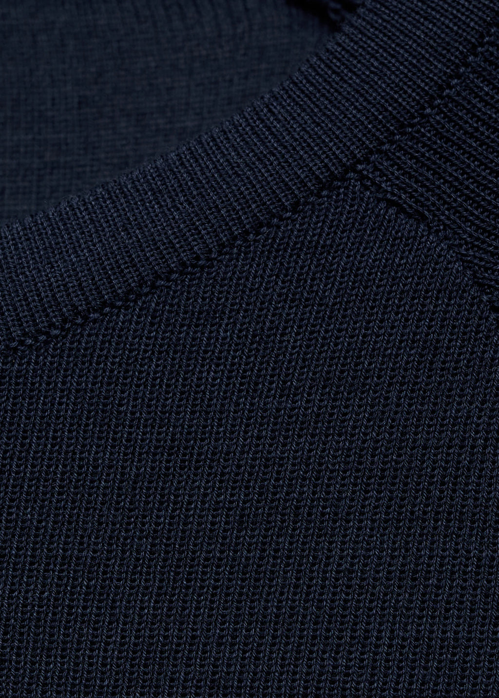 Long Sleeved Fine Knit Sweater