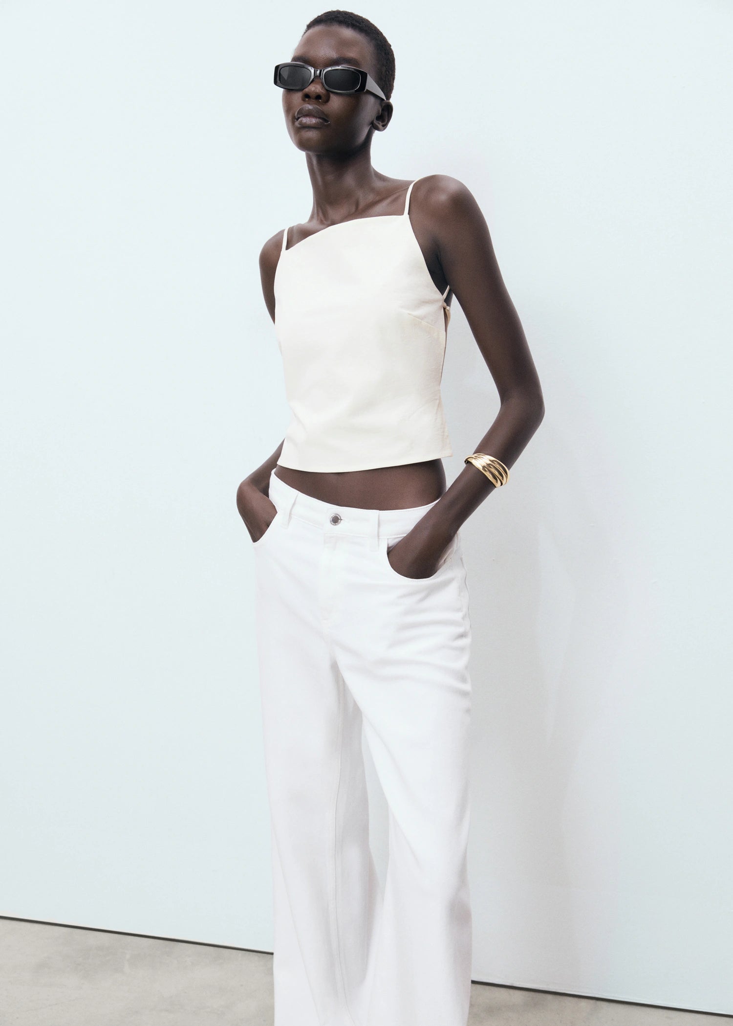 Low Waist Wide Leg Jeans