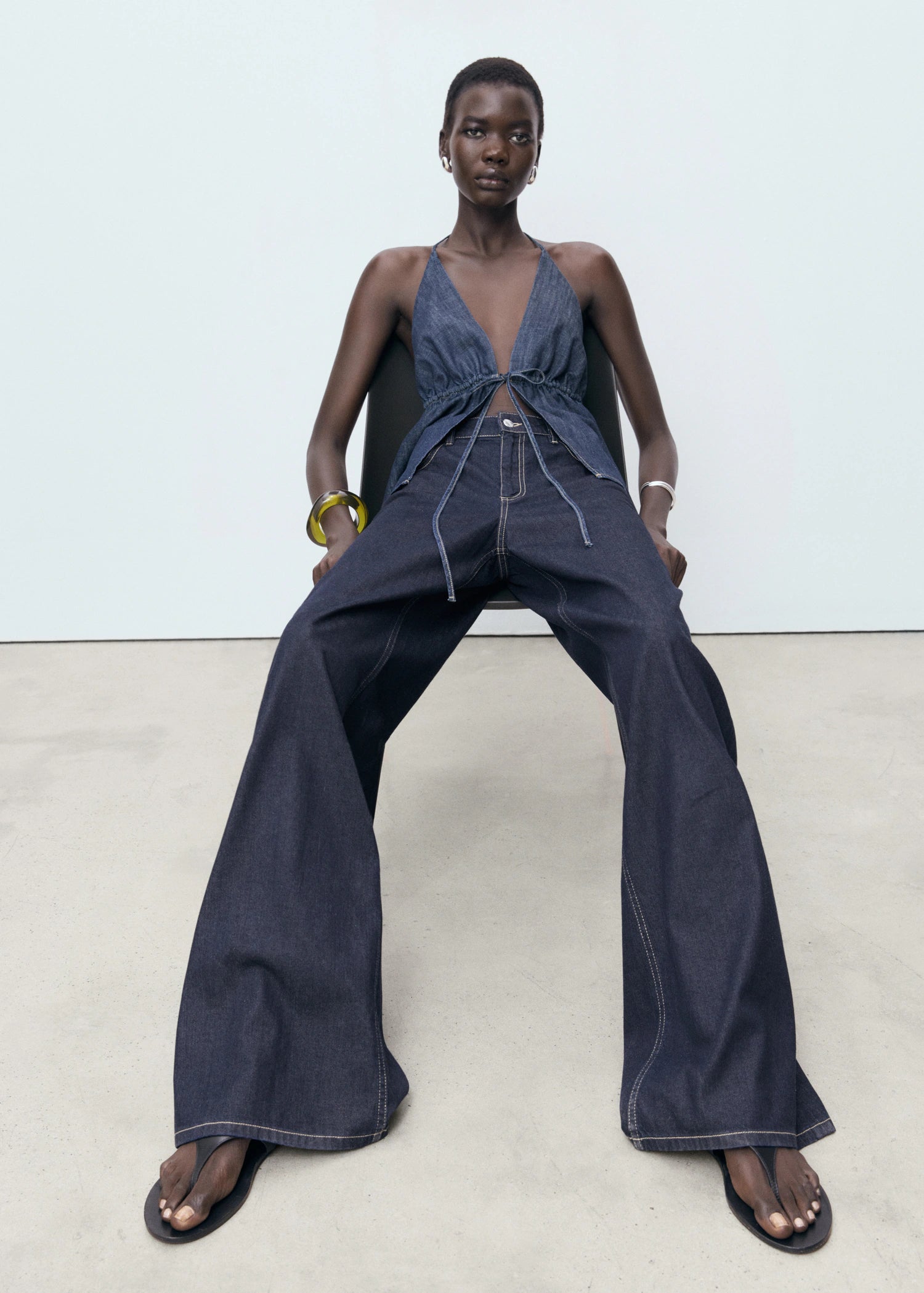 Low Waist Wide Leg Jeans