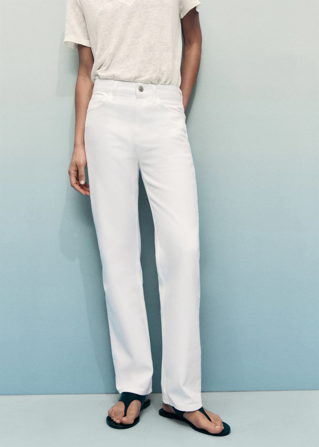 Matilda Medium Rise Straight Fit Jeans