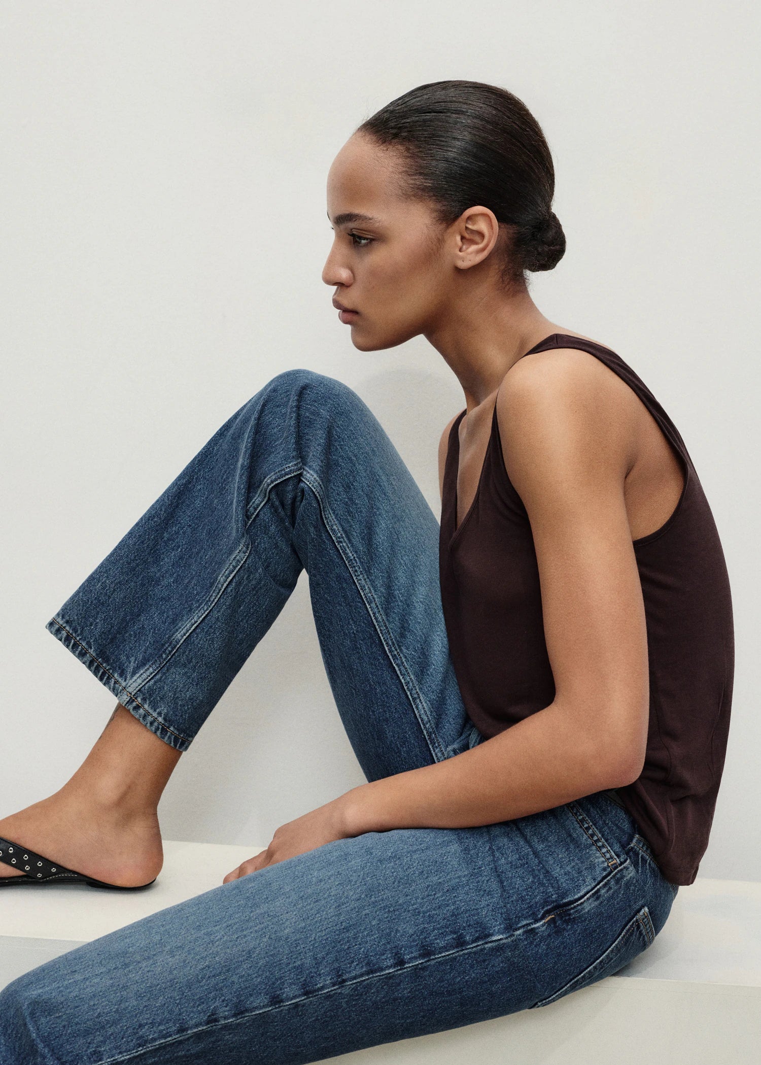 Matilda Medium Rise Straight Fit Jeans