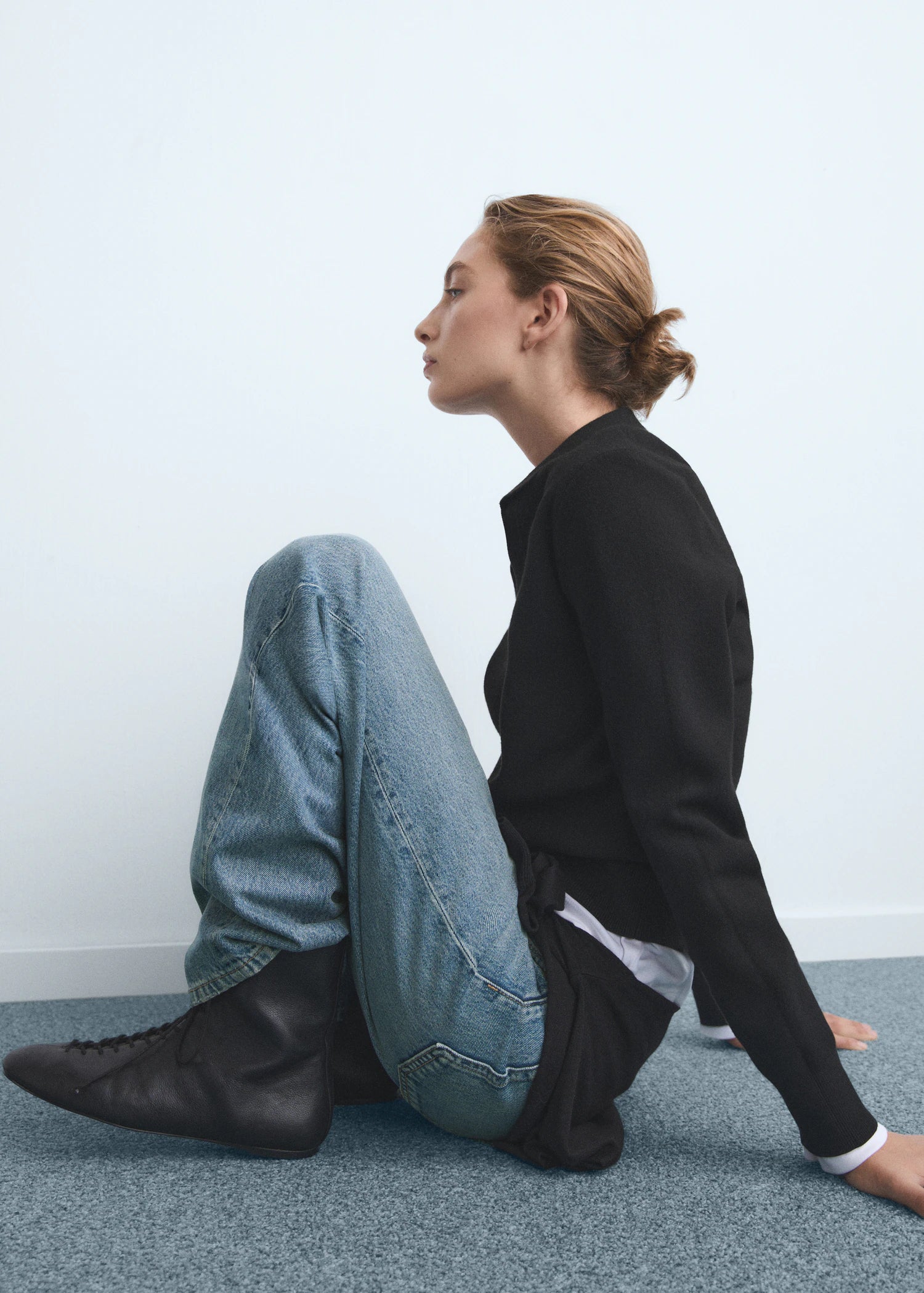 Miami Medium Rise Straight Fit Jeans