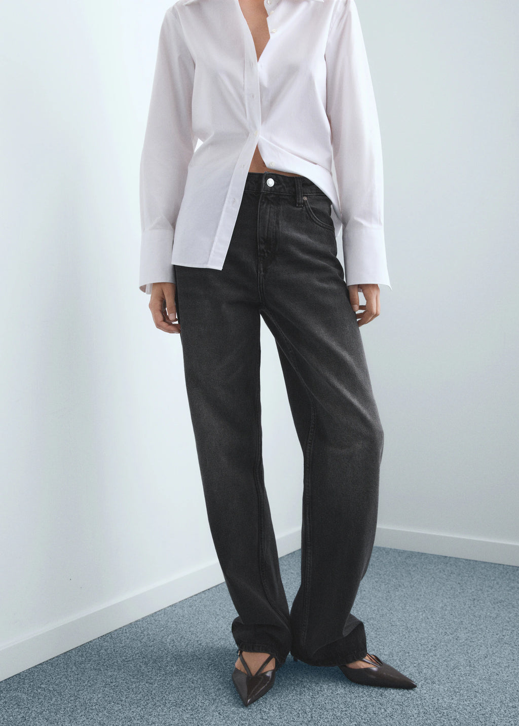 Miami Medium Rise Straight Fit Jeans