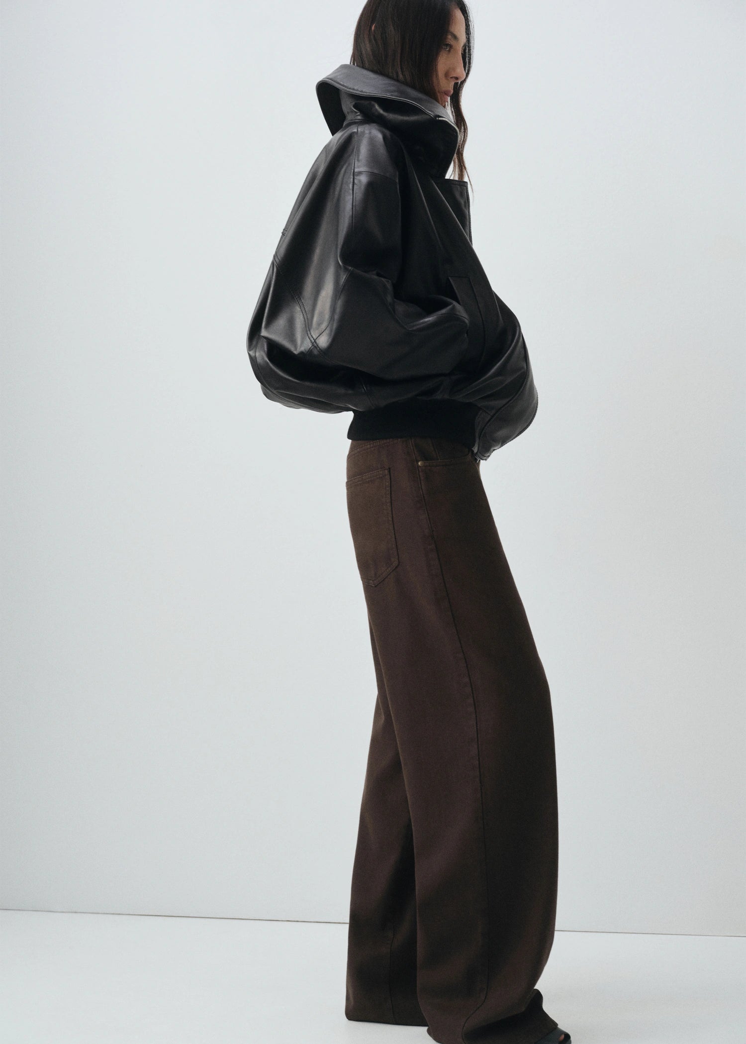 Mid Rise Straight Jeans