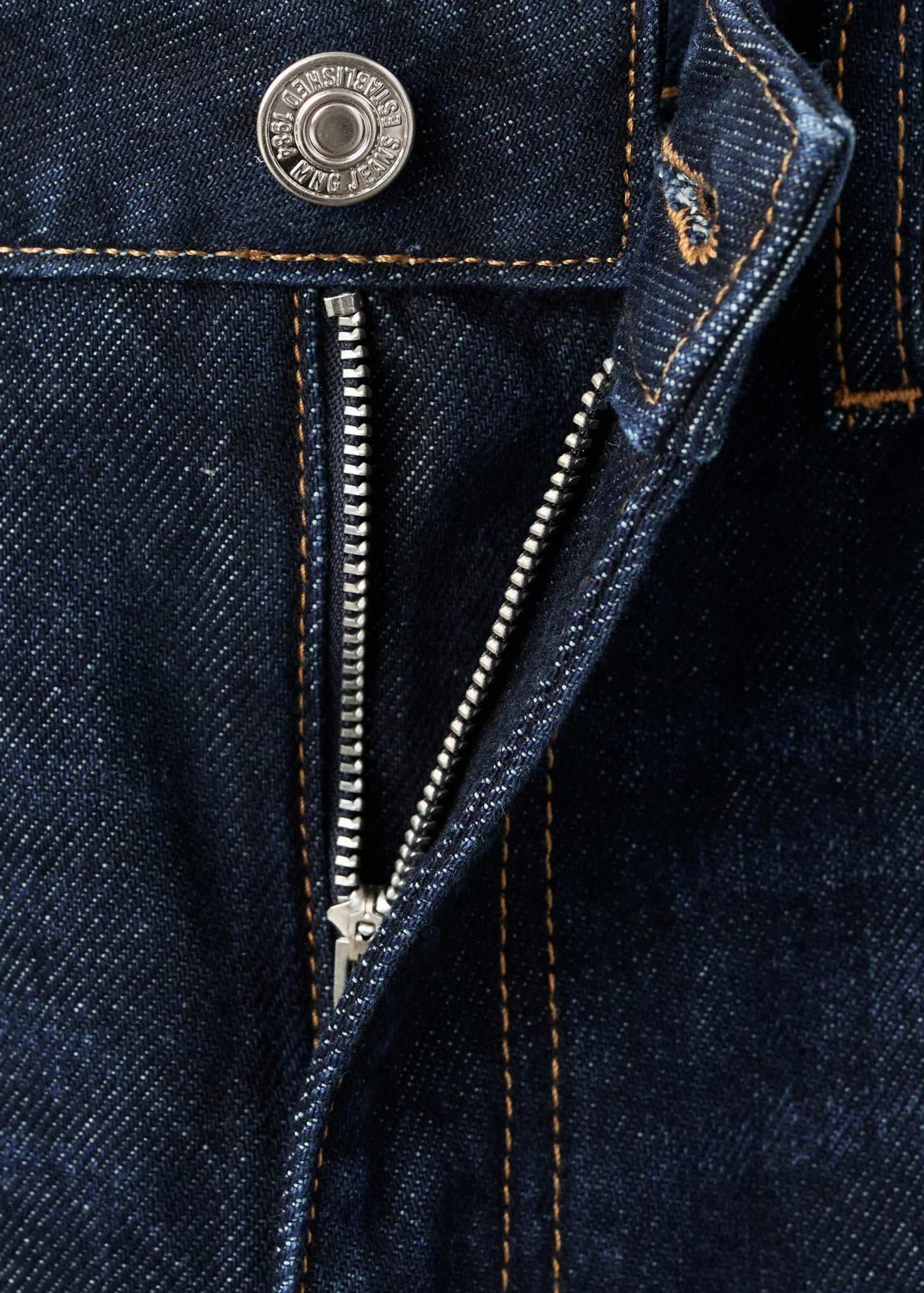 Mom2000 High Rise Jeans