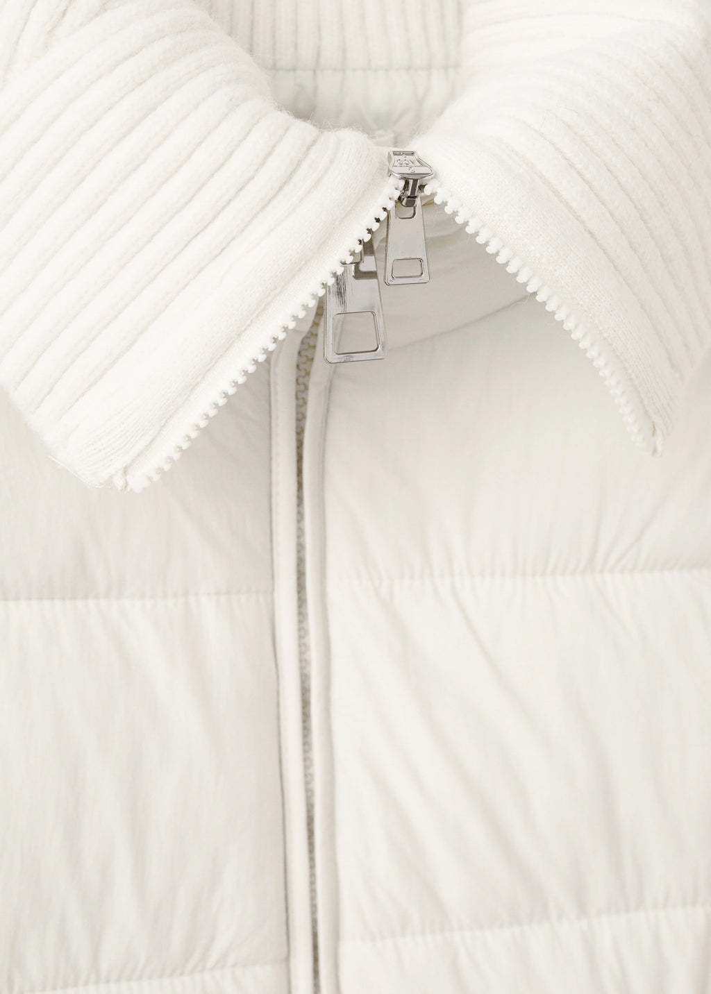 Quilted Anorak With Combined Fabrics