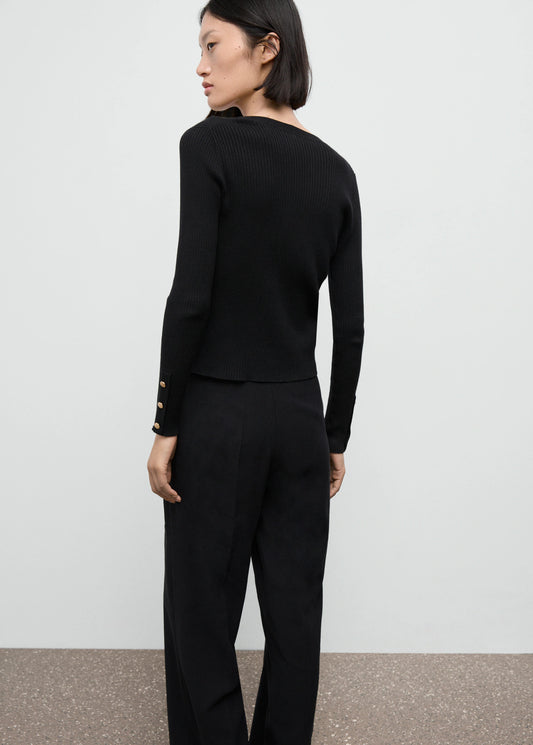 Ribbed Buttoned Cardigan