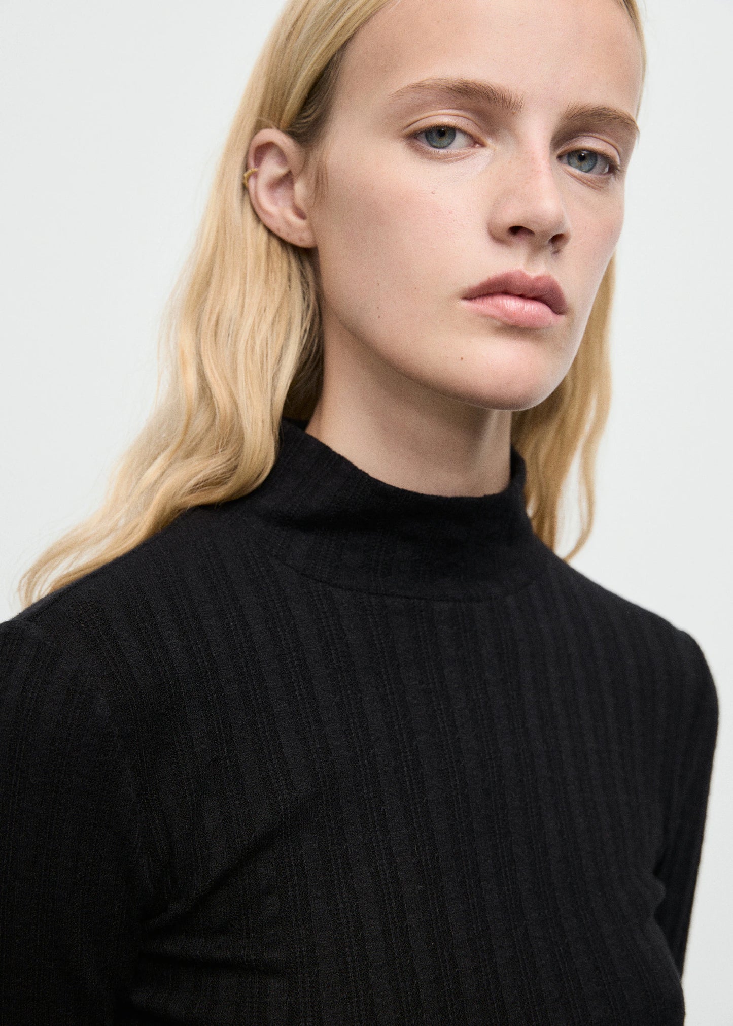 Ribbed High Neck T Shirt