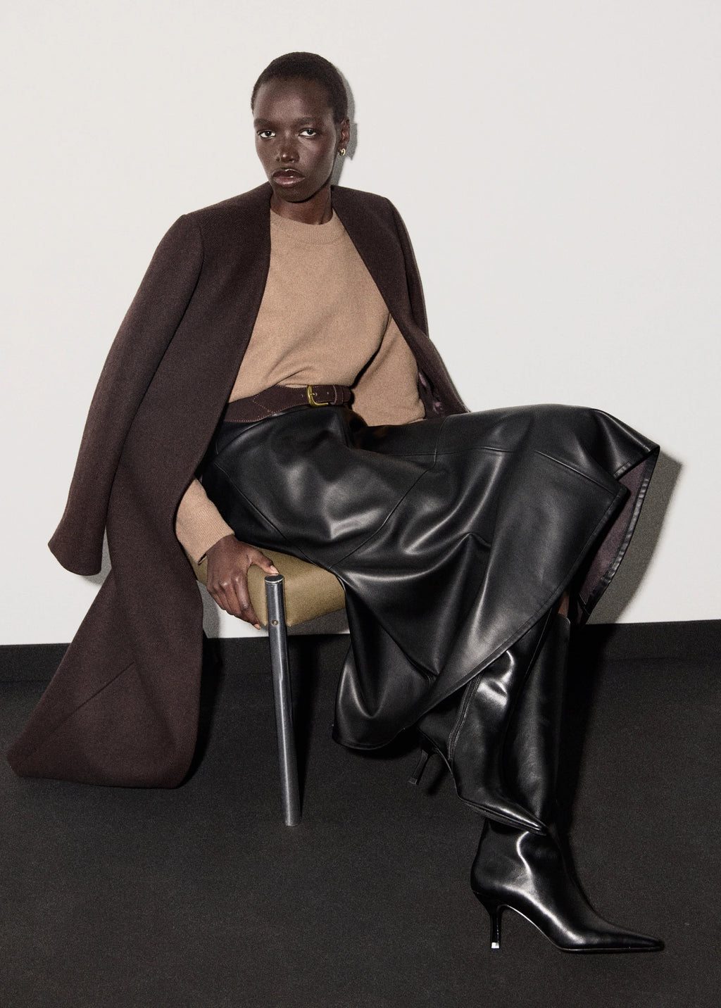 Round Neck Knitted Sweater