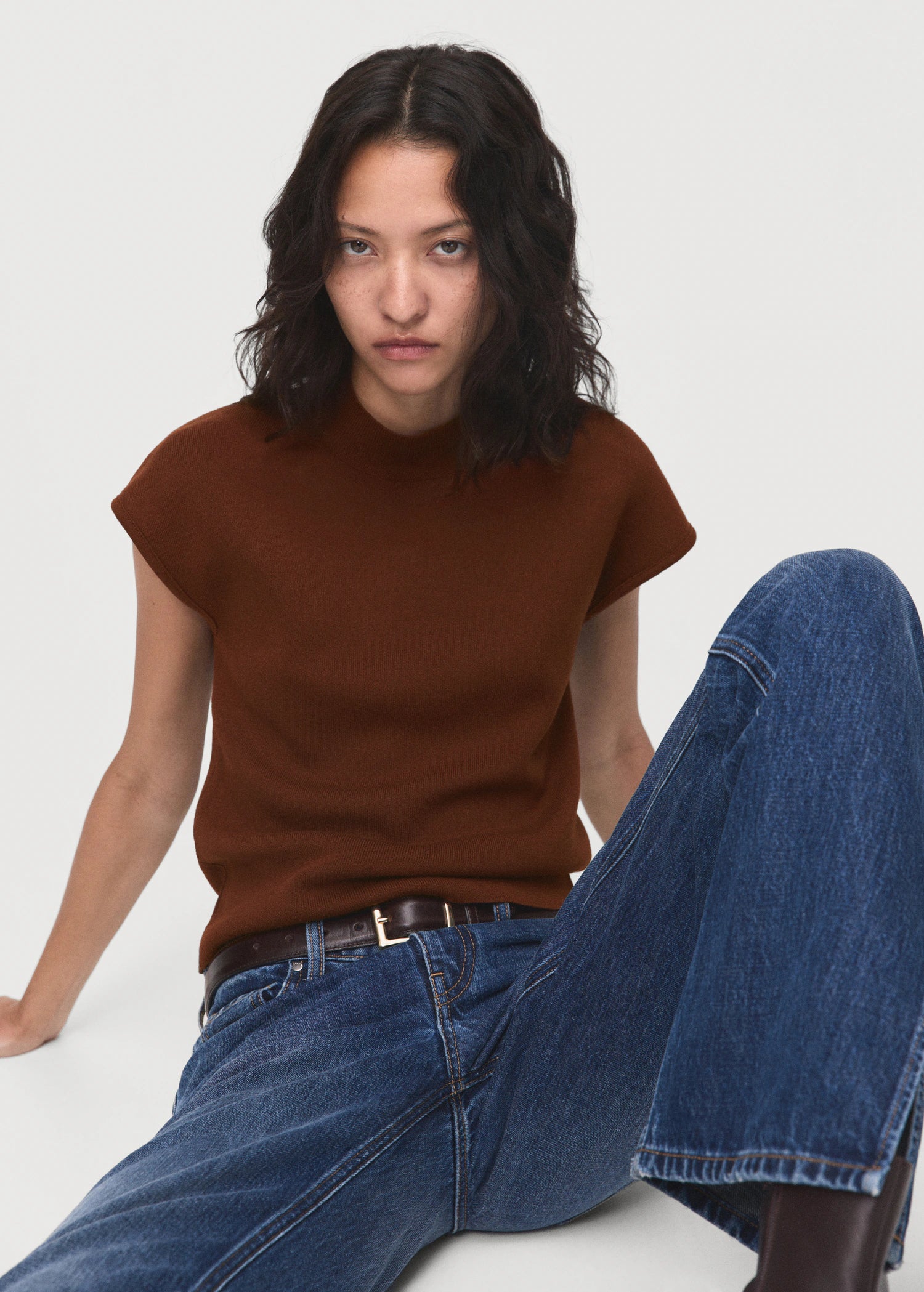 Short Sleeved Fine Knit Sweater