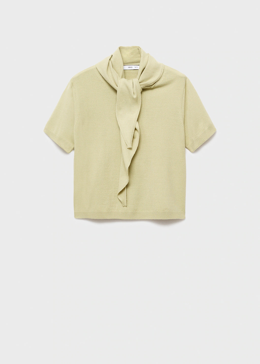 Short Sleeved Sweater With Scarf