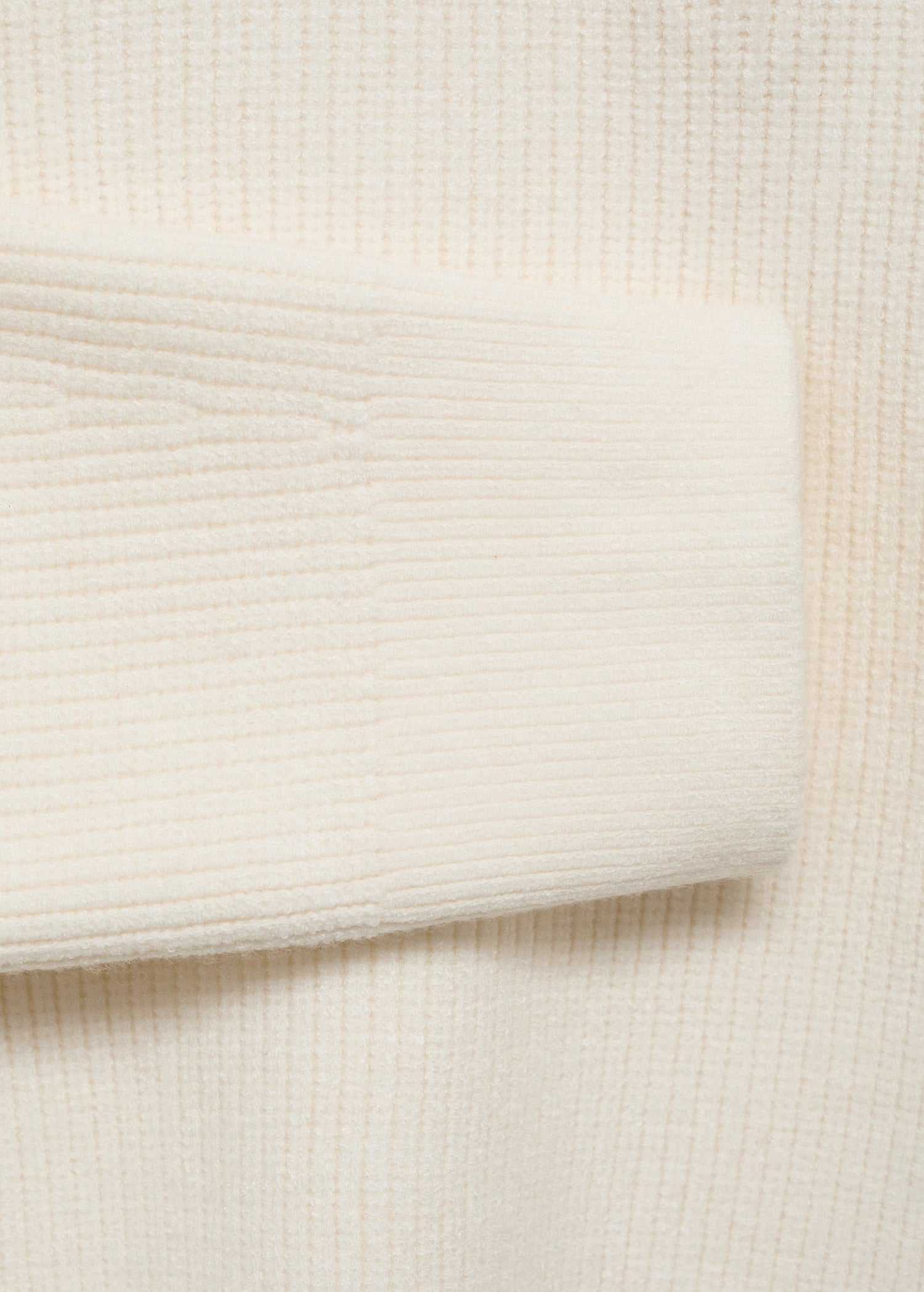 Sweater With Contrasting Zip Collar