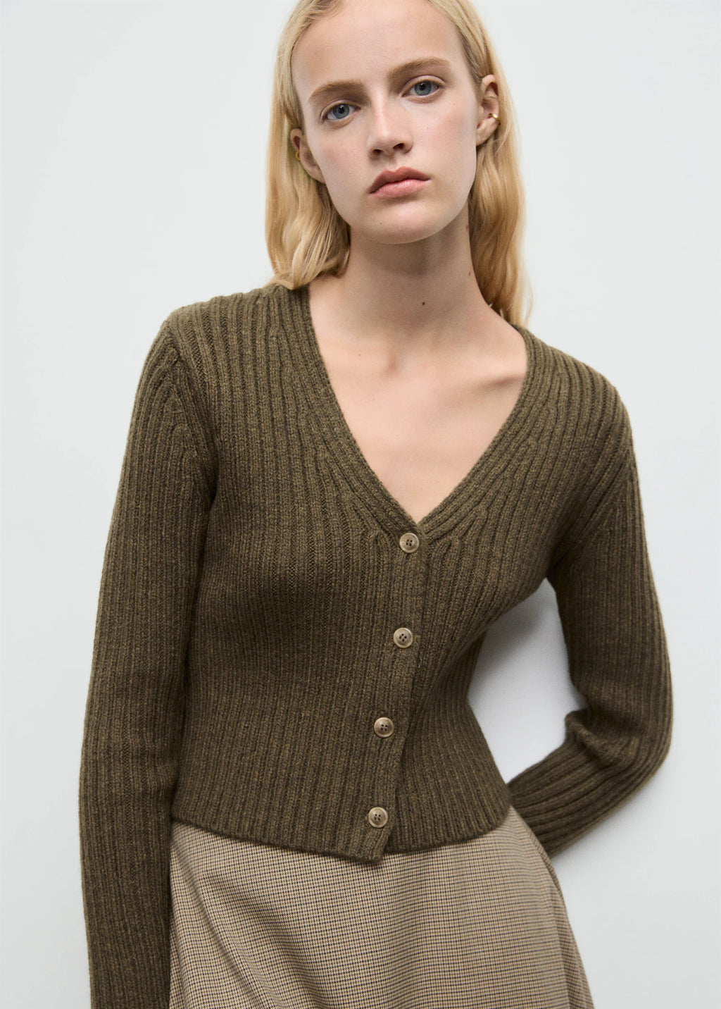V Neck Ribbed Cardigan