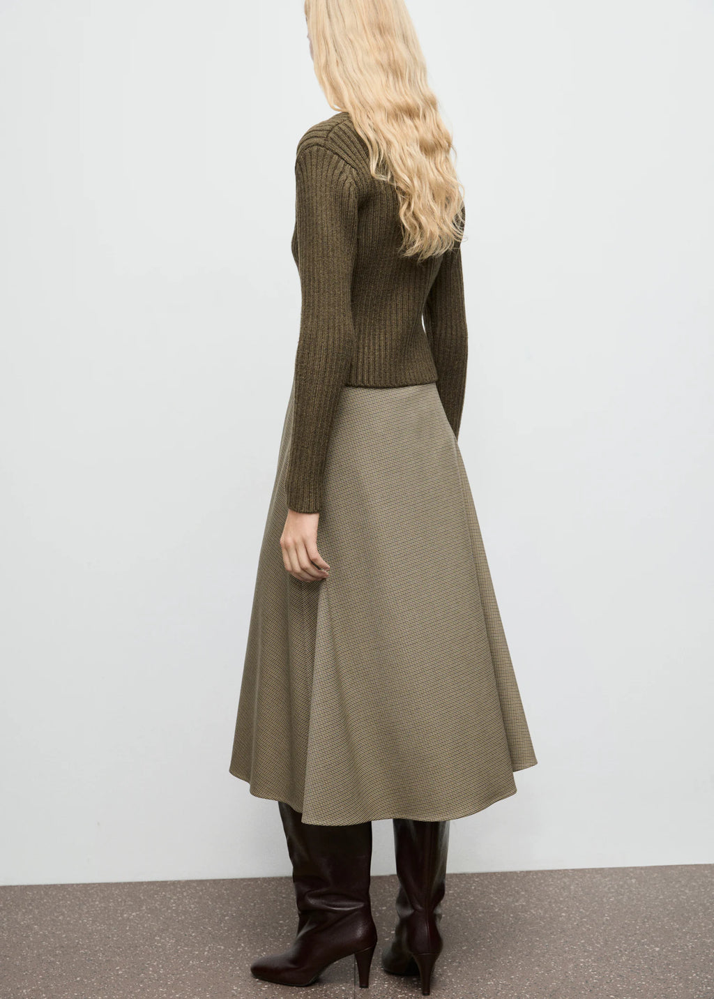 V Neck Ribbed Cardigan