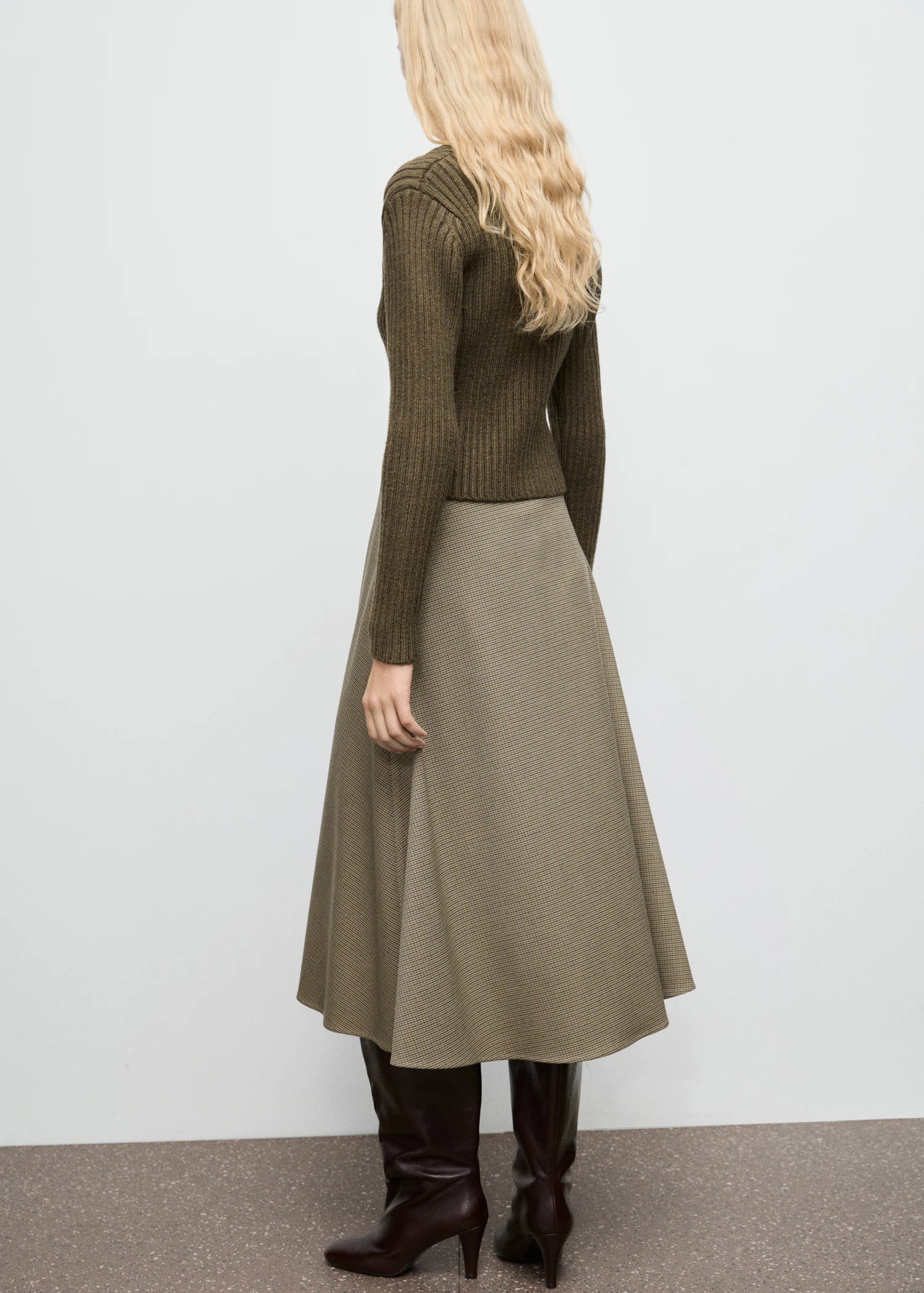 V Neck Ribbed Cardigan