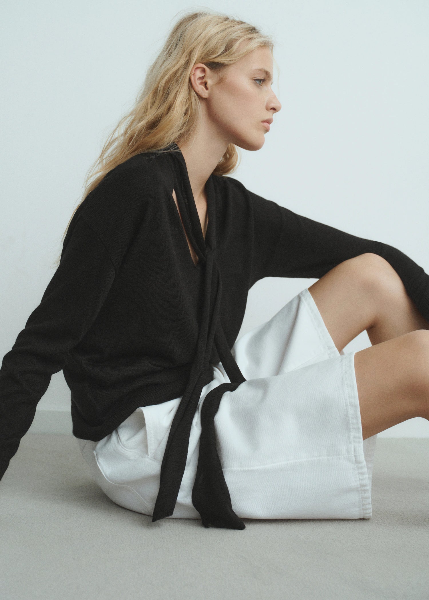 V Neck Sweater With Scarf