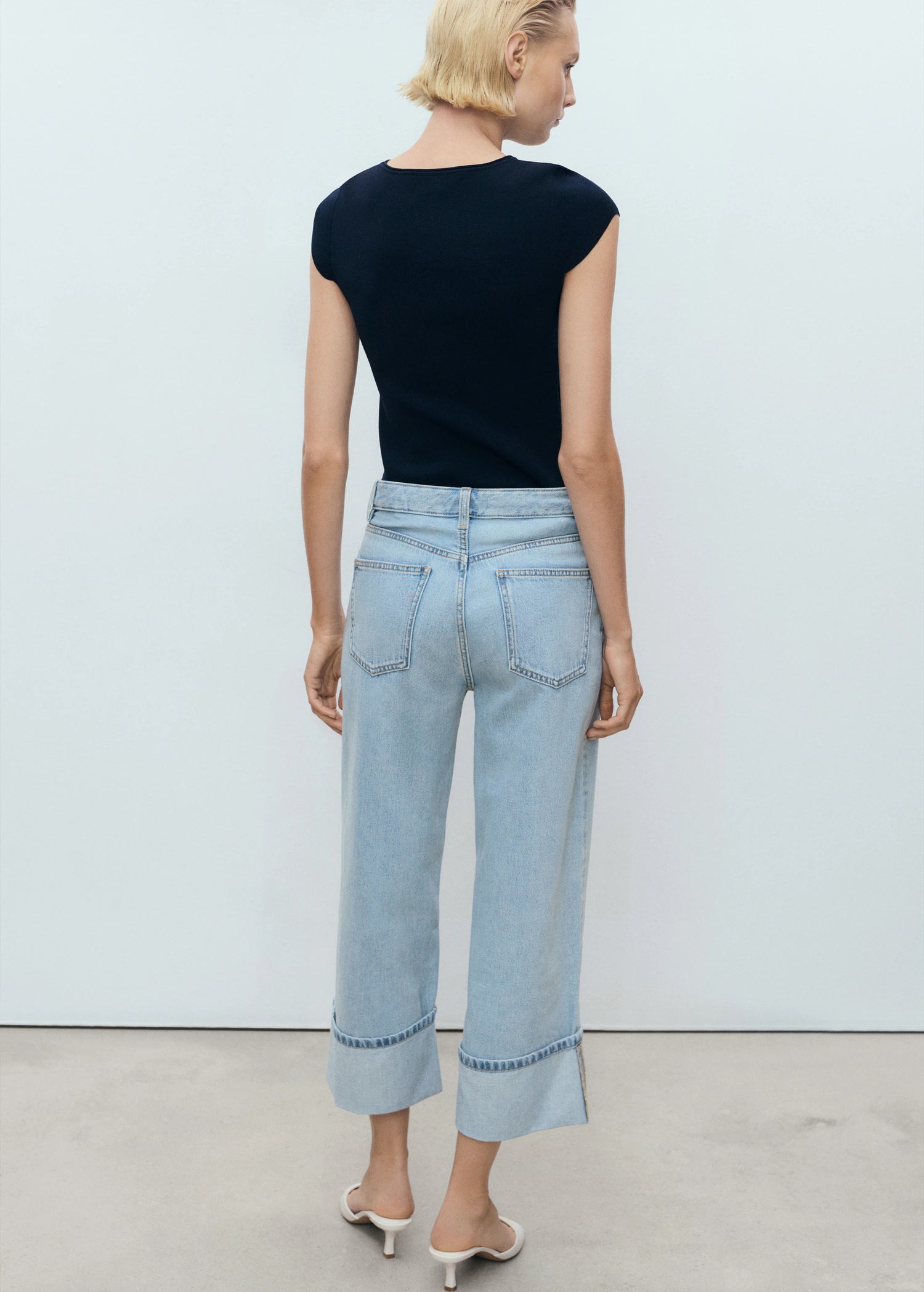 Wide Leg Cropped Jeans With Turned Up Hem
