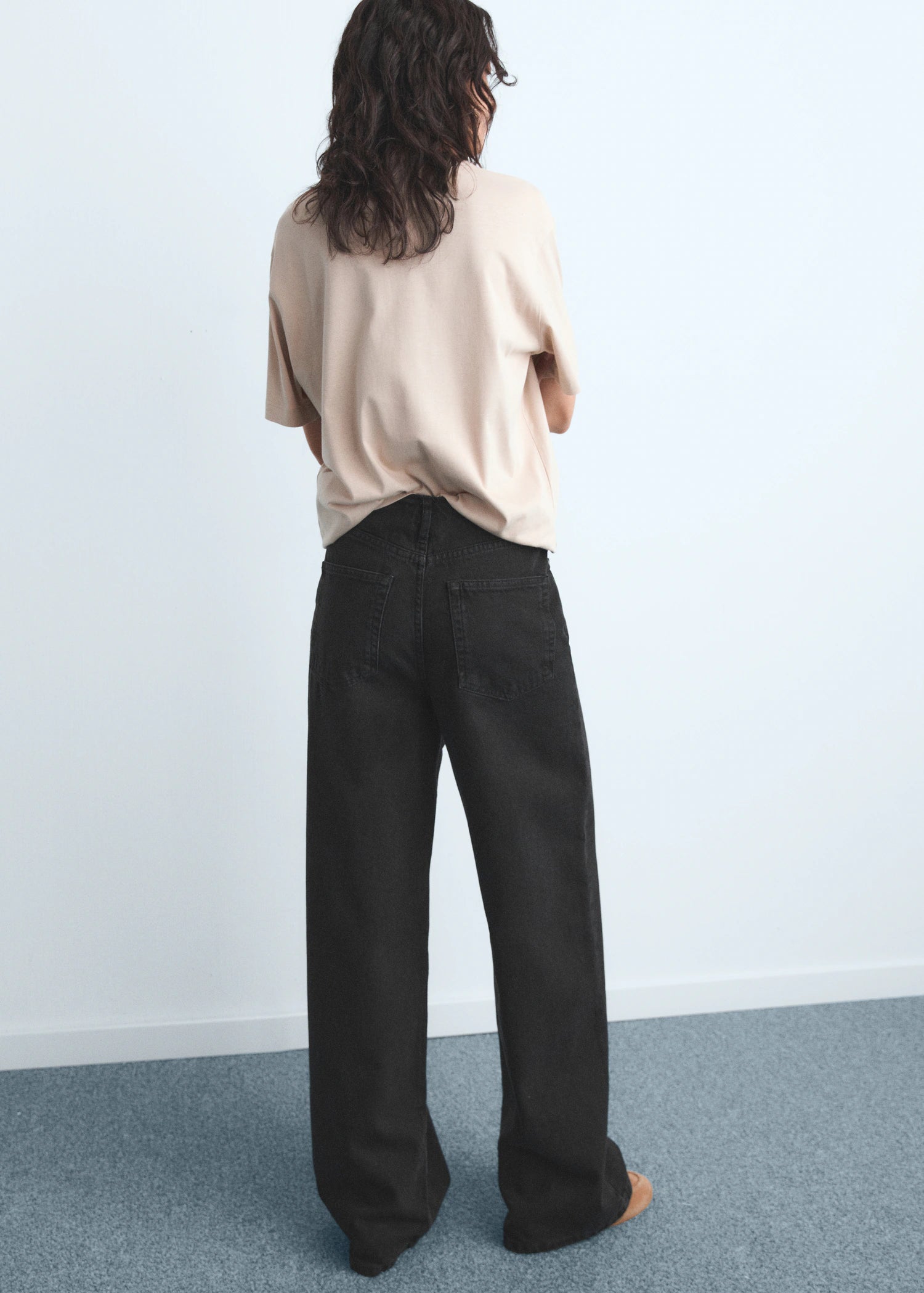 Wide Leg Mid Rise Jeans