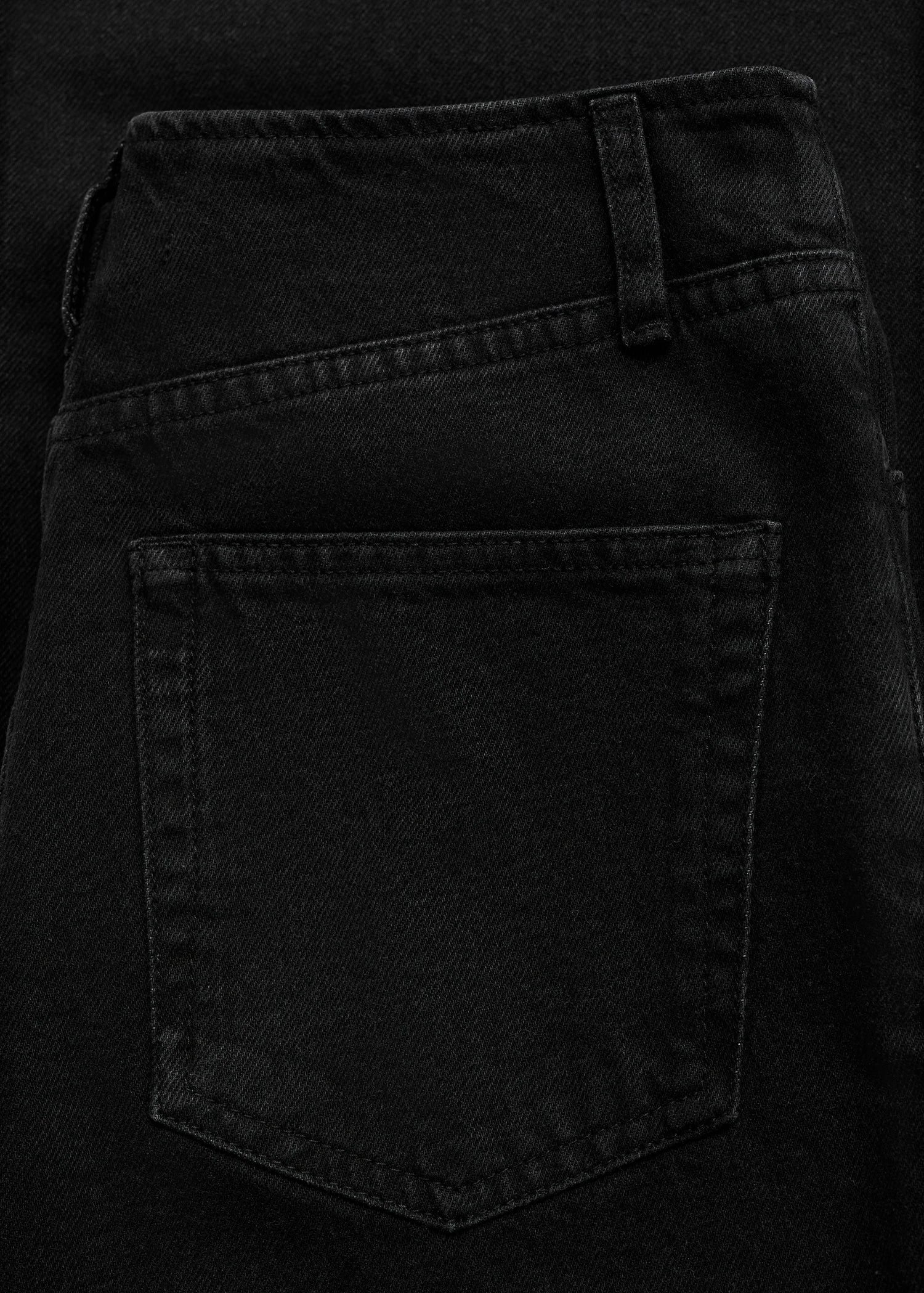 Wide Leg Mid Rise Jeans