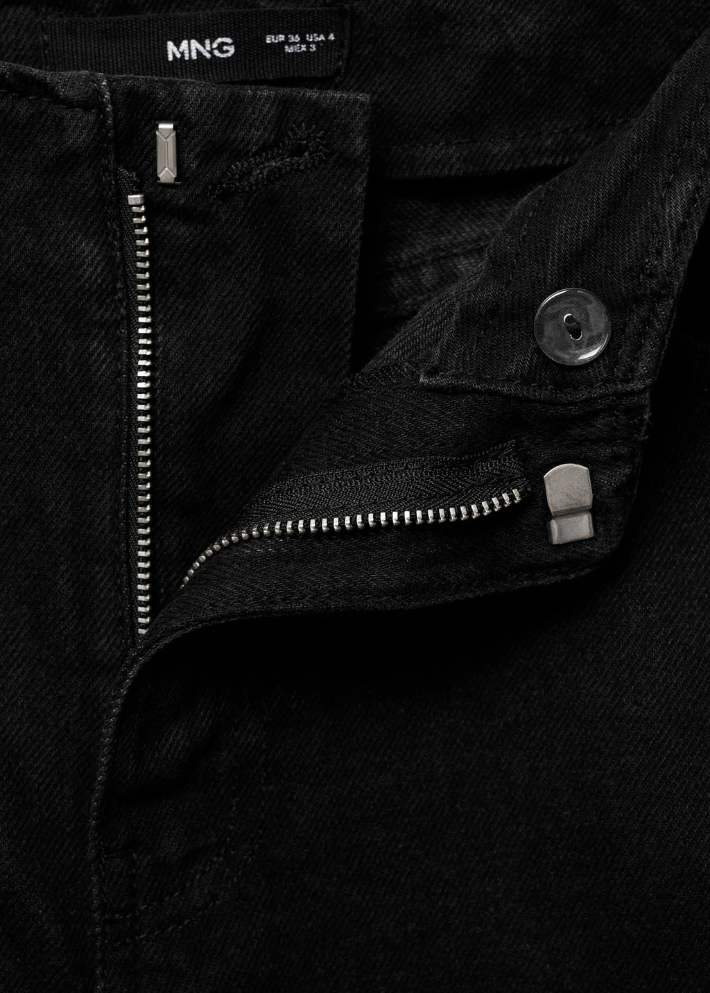 Wide Leg Mid Rise Jeans