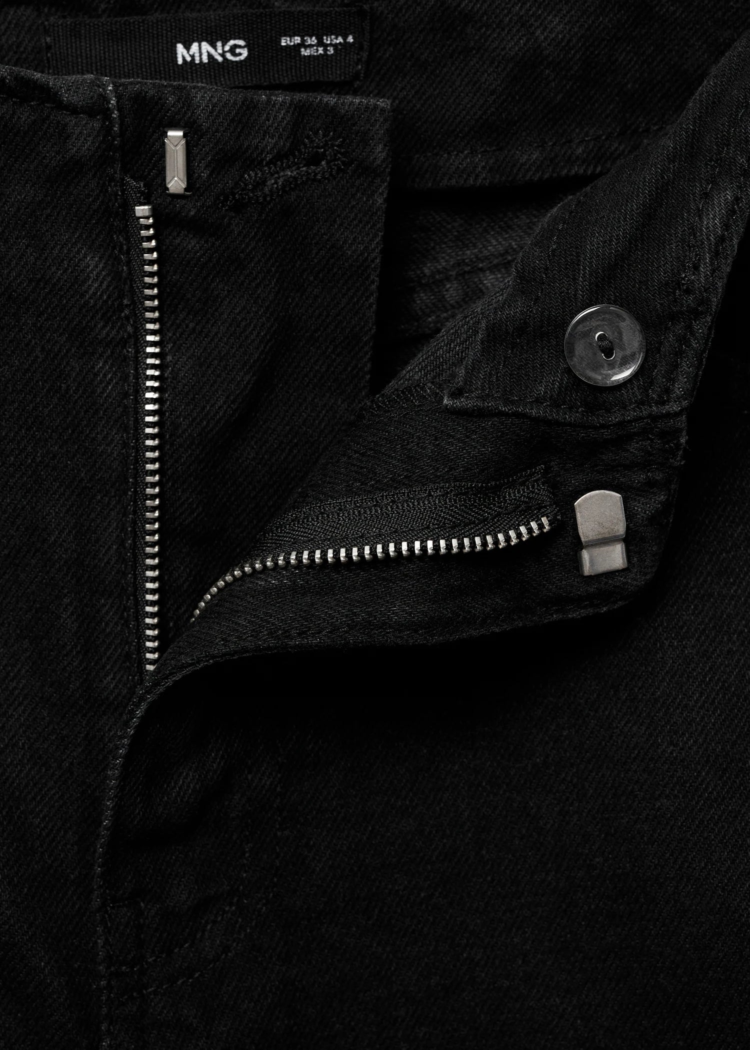 Wide Leg Mid Rise Jeans