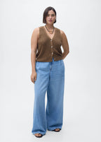 Wide Leg Pleated Jeans